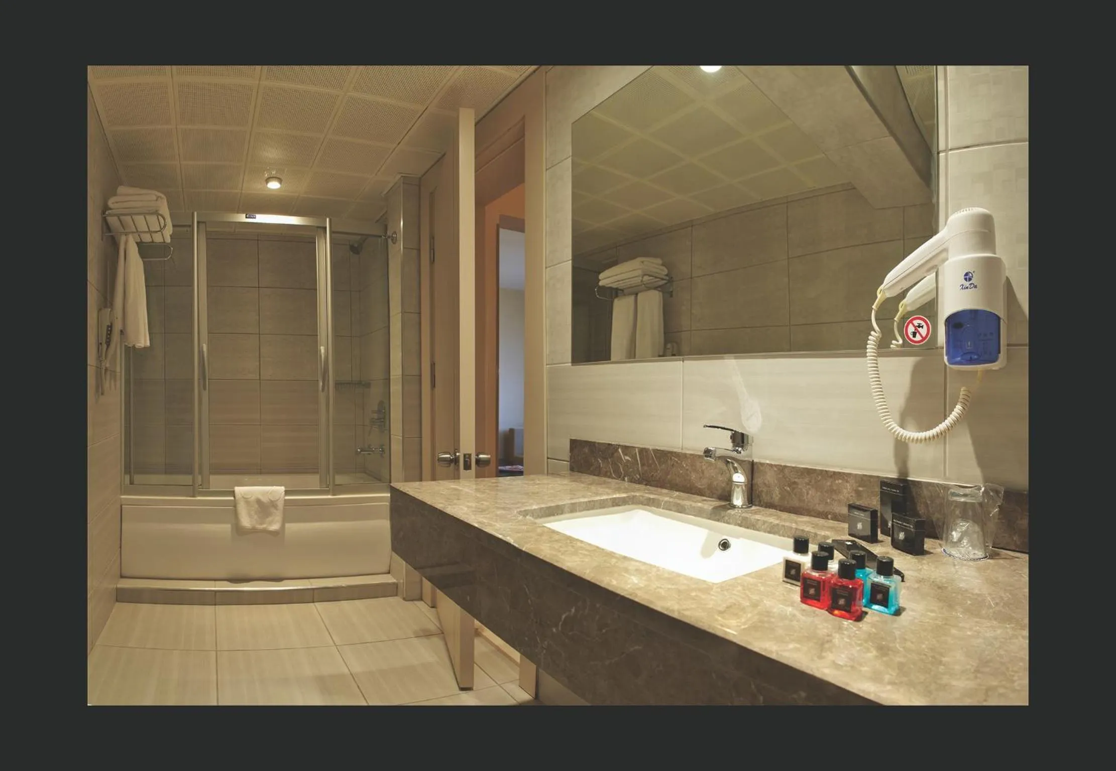 Bathroom in Susuzlu Hotel