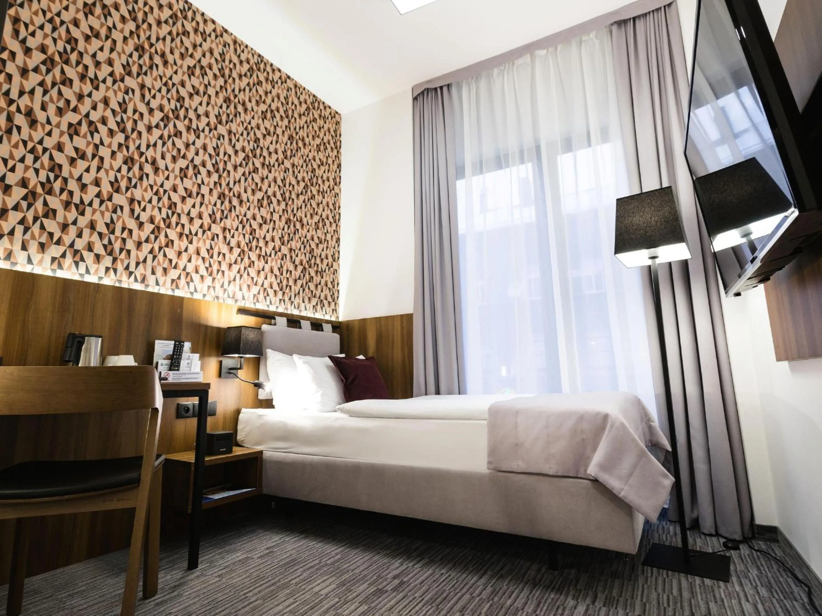 Bedroom, Bed in Best Western Hotel Mariacki Katowice