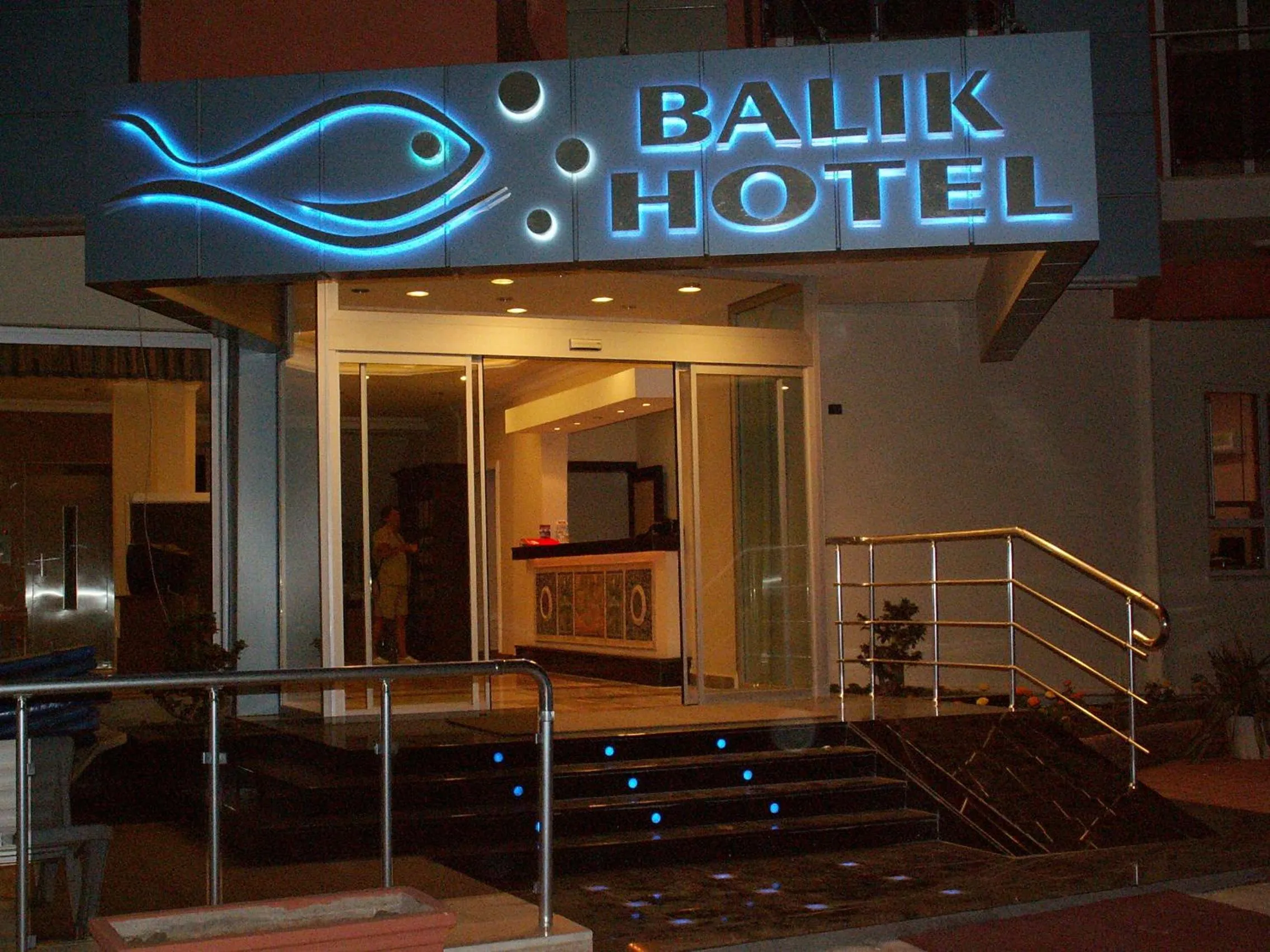 Facade/entrance in Kleopatra Balik Hotel