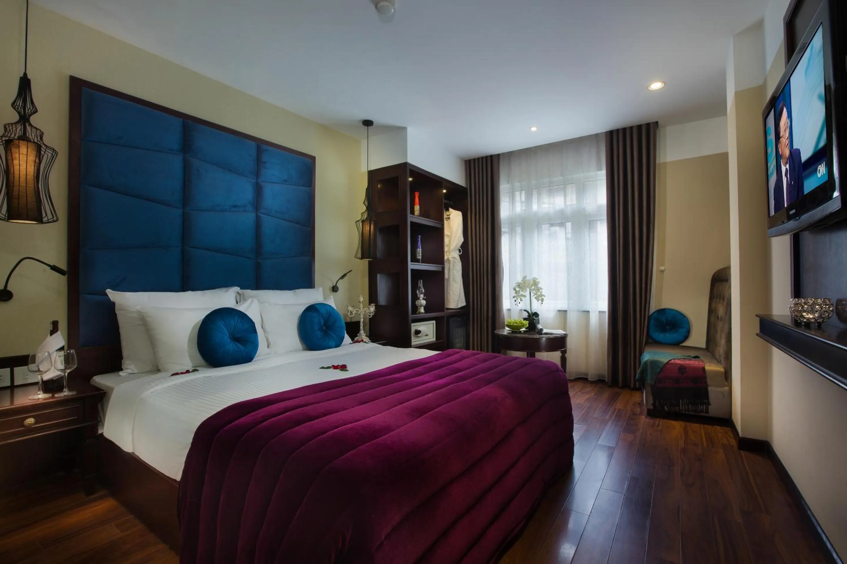 Bedroom, Bed in Ambassador Hanoi Hotel & Spa