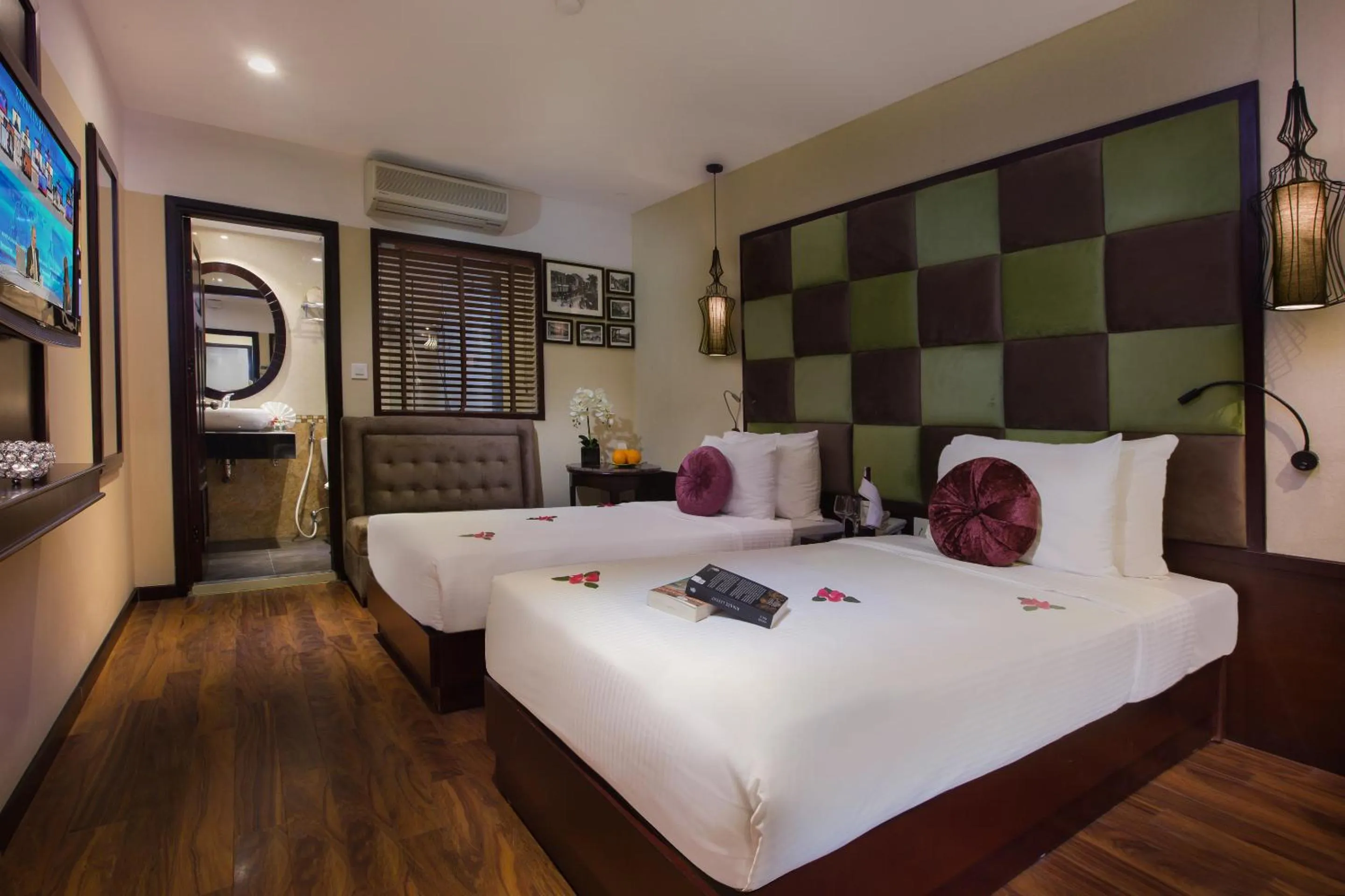 Bedroom, Bed in Ambassador Hanoi Hotel & Spa