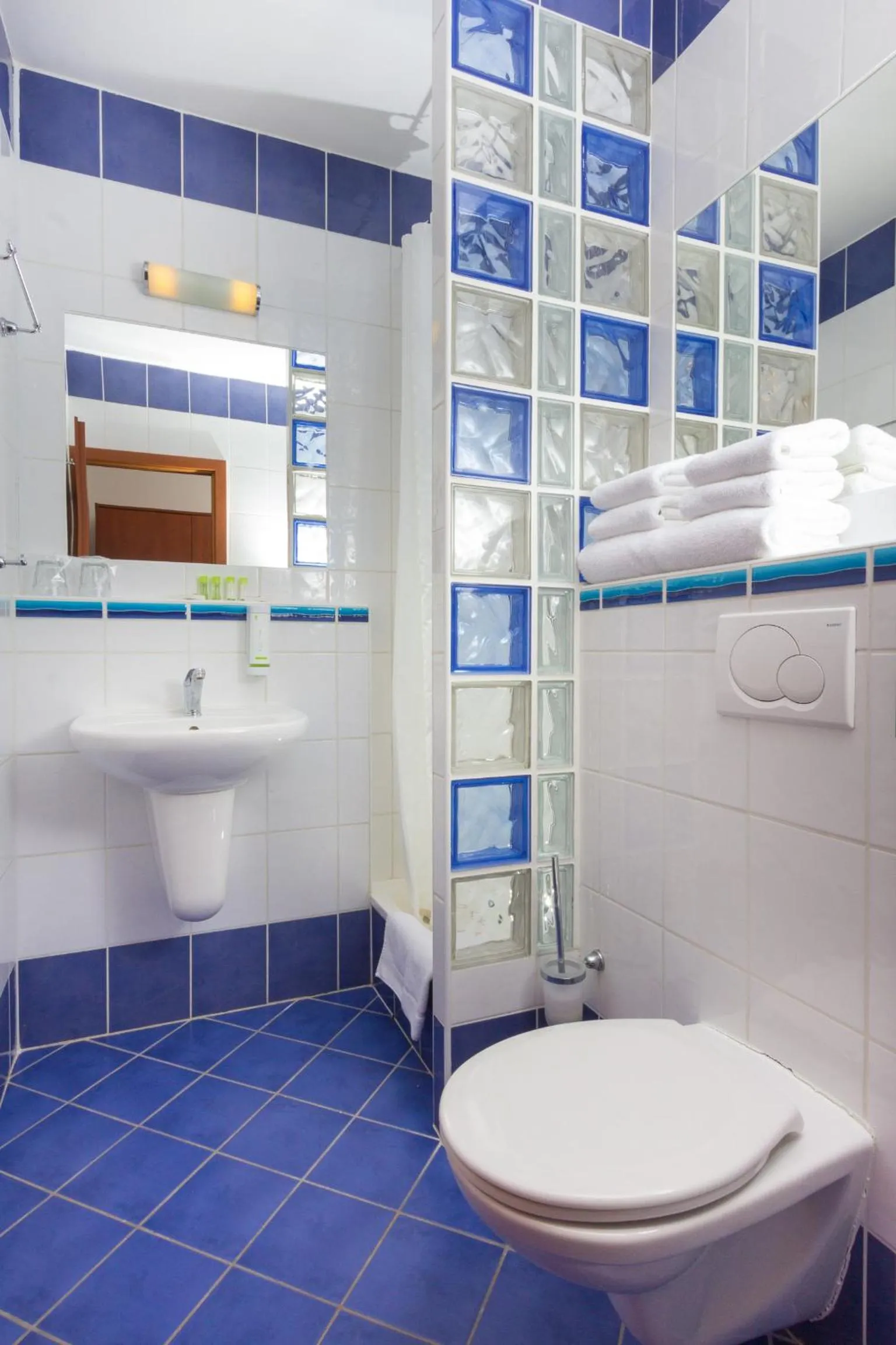 Standard Double or Twin Room (1 Adult) in Hotel Bratislava