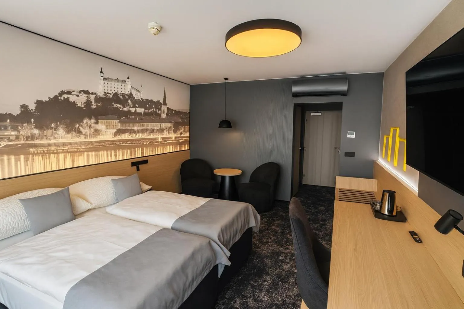 Photo of the whole room, Bed in Hotel Bratislava