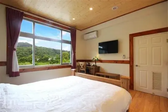 Queen Room with Two Queen Beds in Taomilu B&B Queen Room with Two Queen Beds in Taomilu B&B