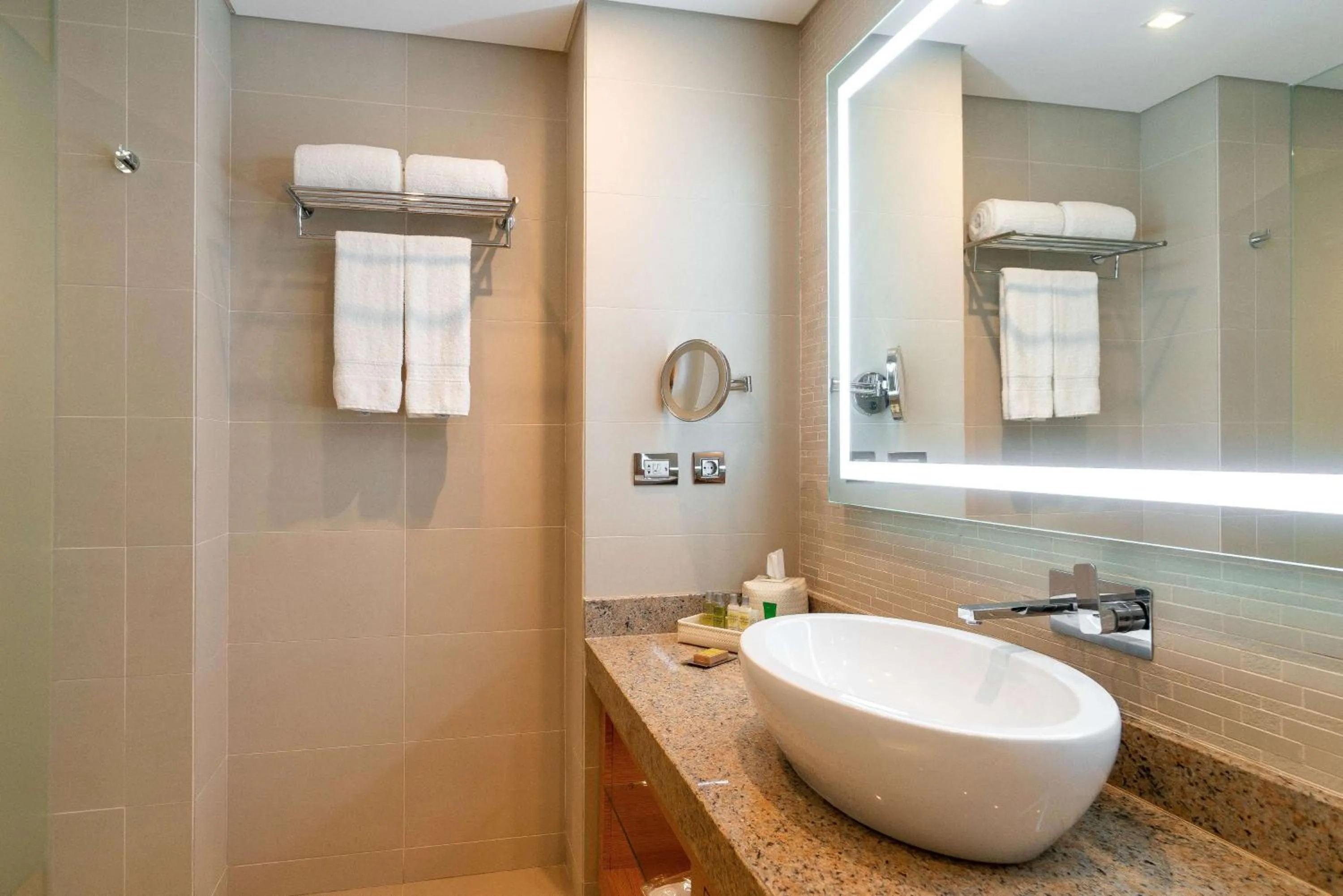 Bathroom in Hilton Cabo Verde Sal Resort