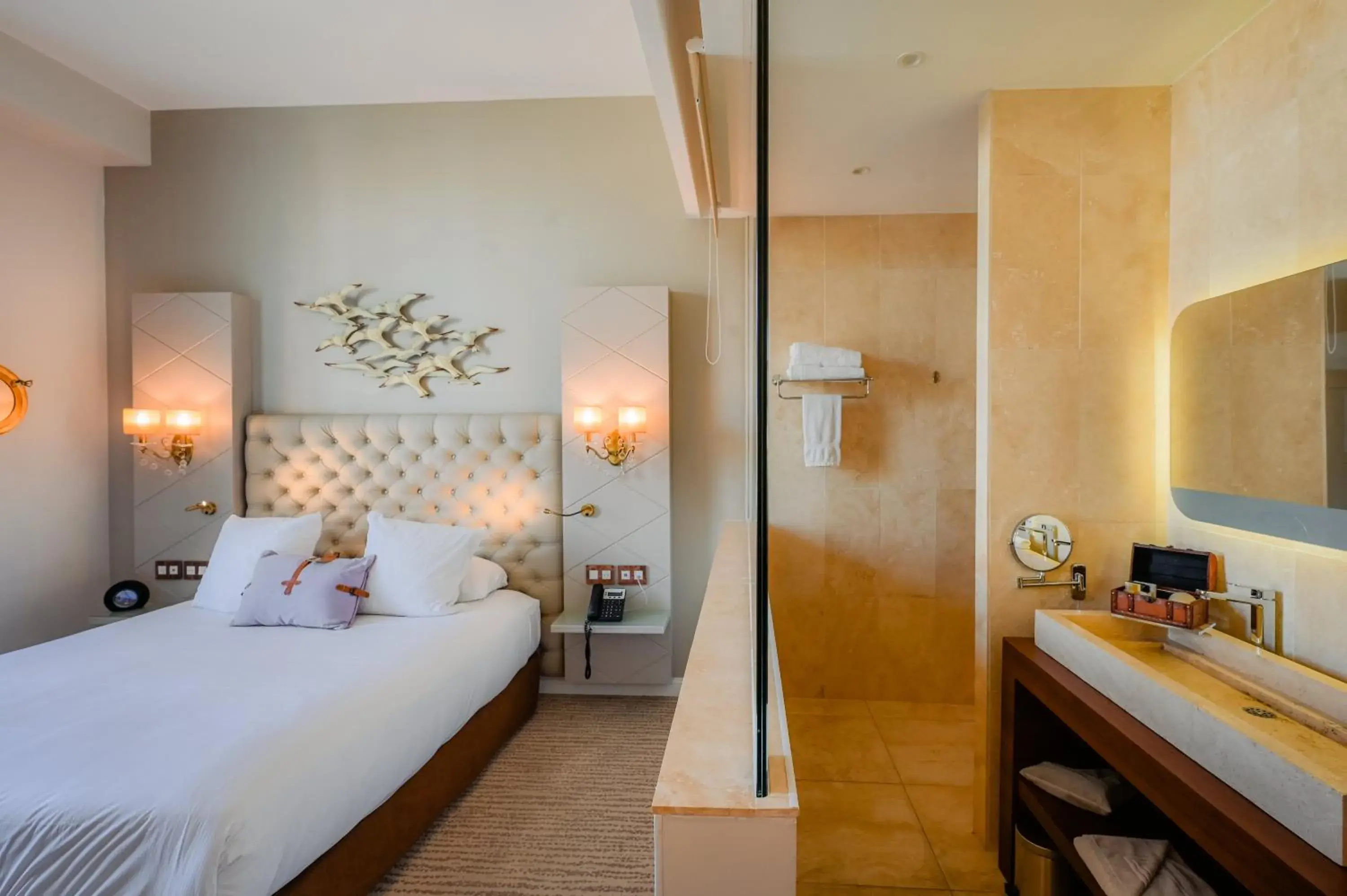 Deluxe King Room with Partial Sea View in Grand Hotel Des Sablettes Plage, Curio Collection By Hilton Deluxe King Room with Partial Sea View in Grand Hotel Des Sablettes Plage, Curio Collection By Hilton