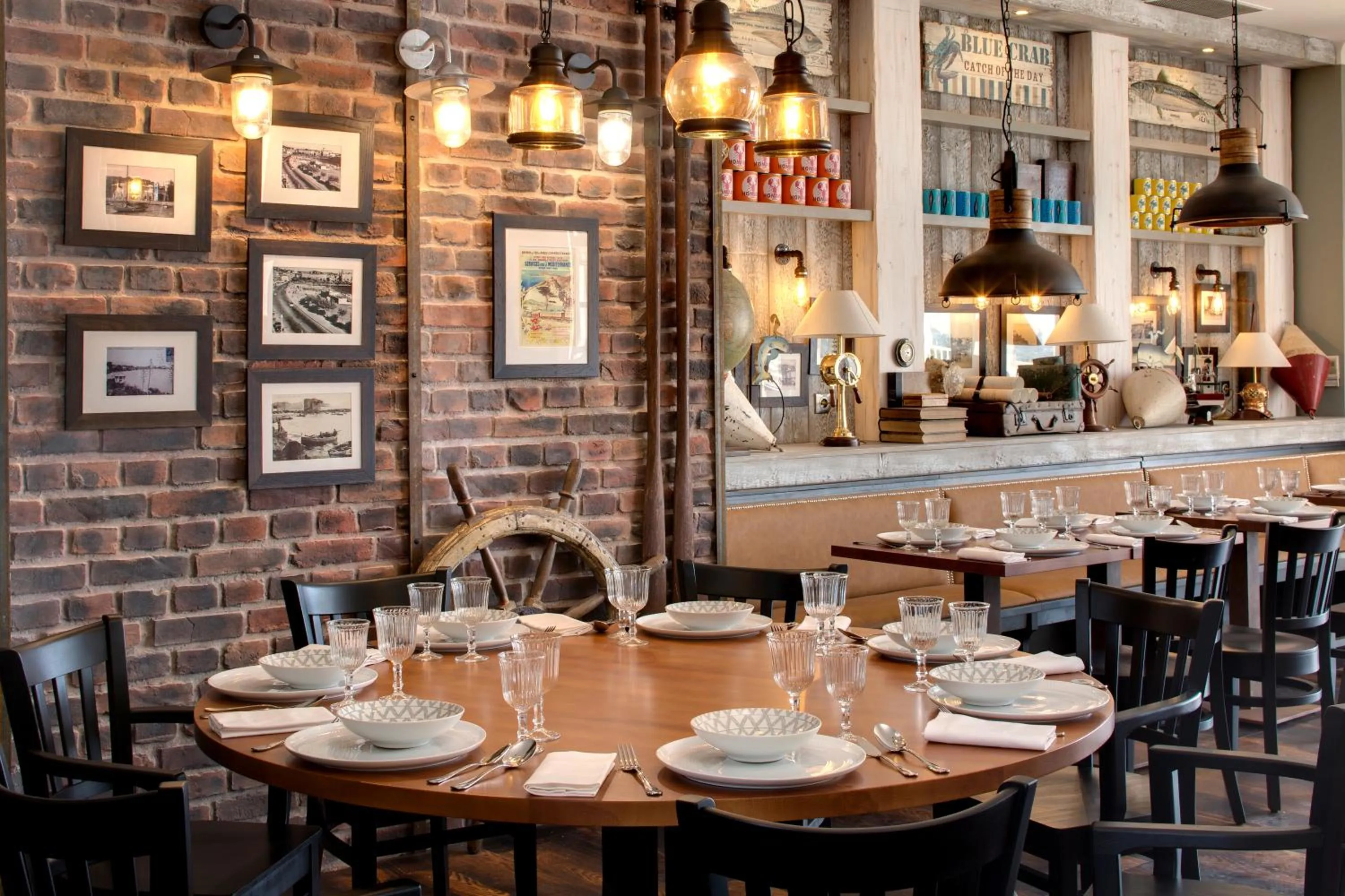 Grand Hotel Des Sablettes Plage, Curio Collection By Hilton