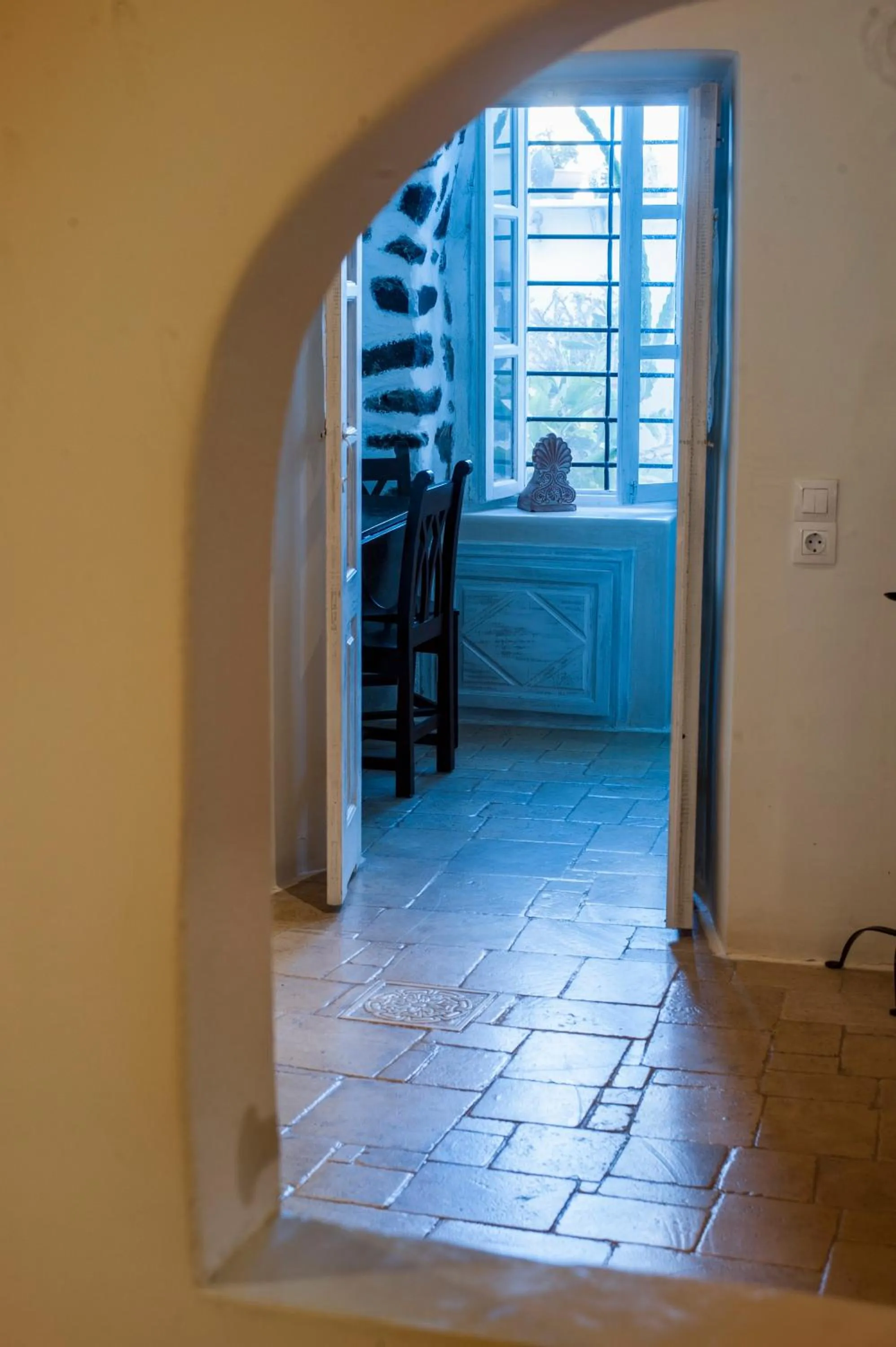 Facade/entrance in Heliophos Boutique Caves