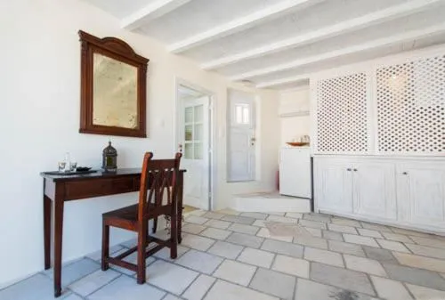 Coffee/tea facilities in Heliophos Boutique Caves