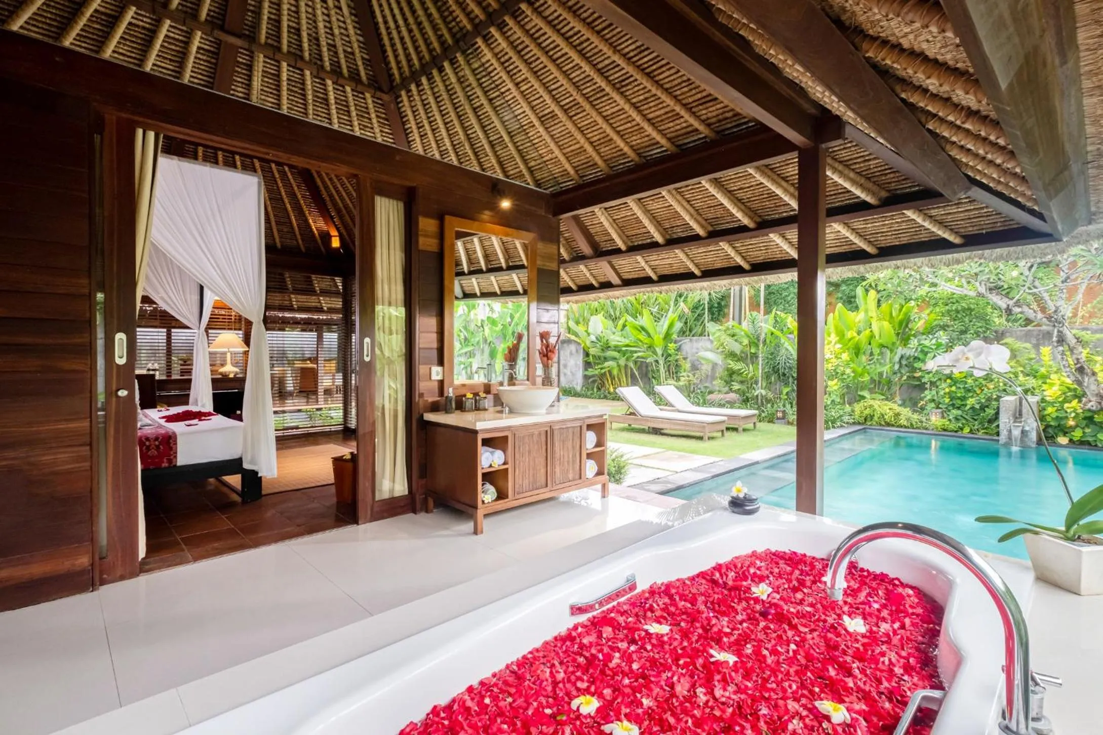 Bathroom in Mayaloka Villas Seminyak