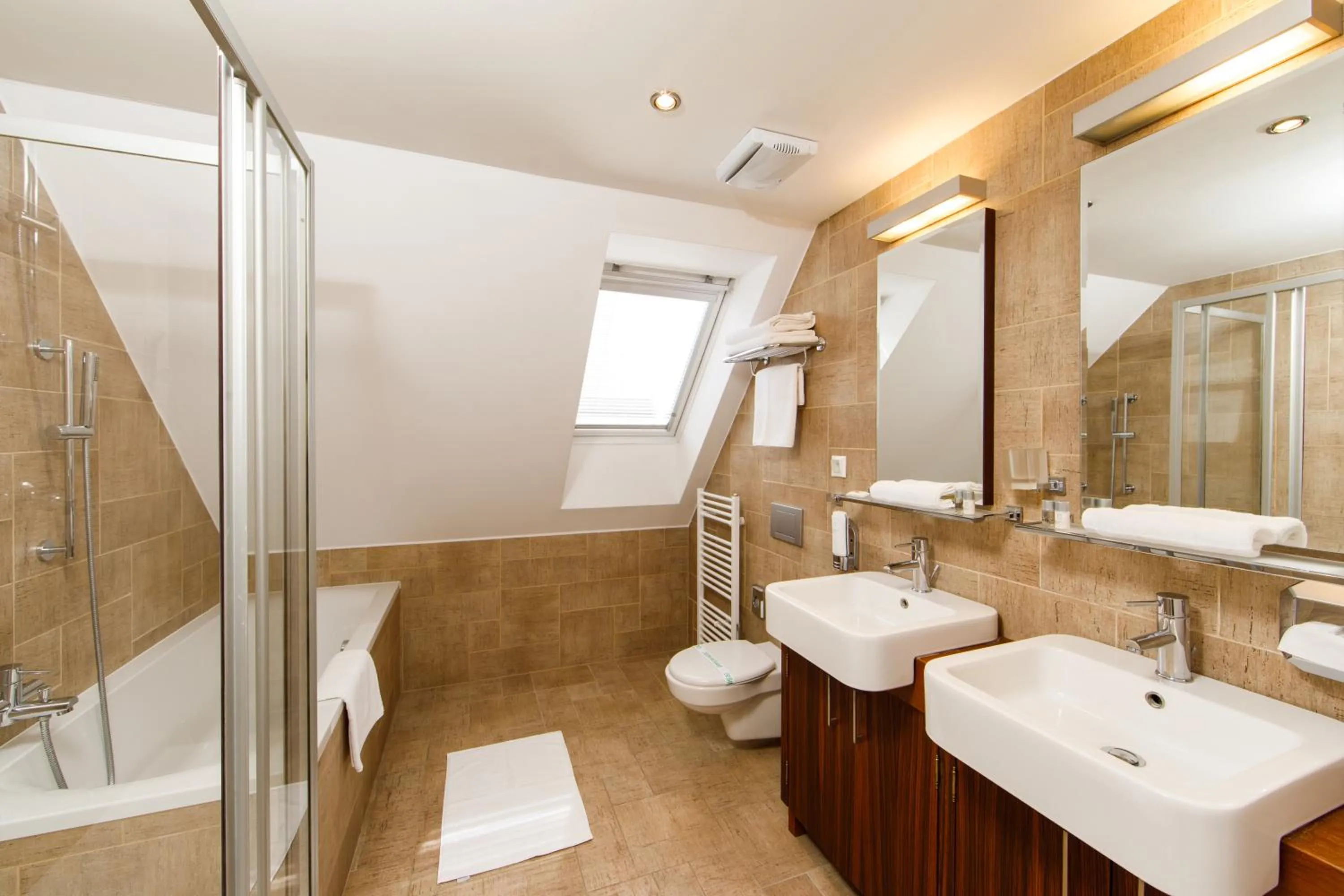 Bathroom in BEIGLI Hotel & Garden