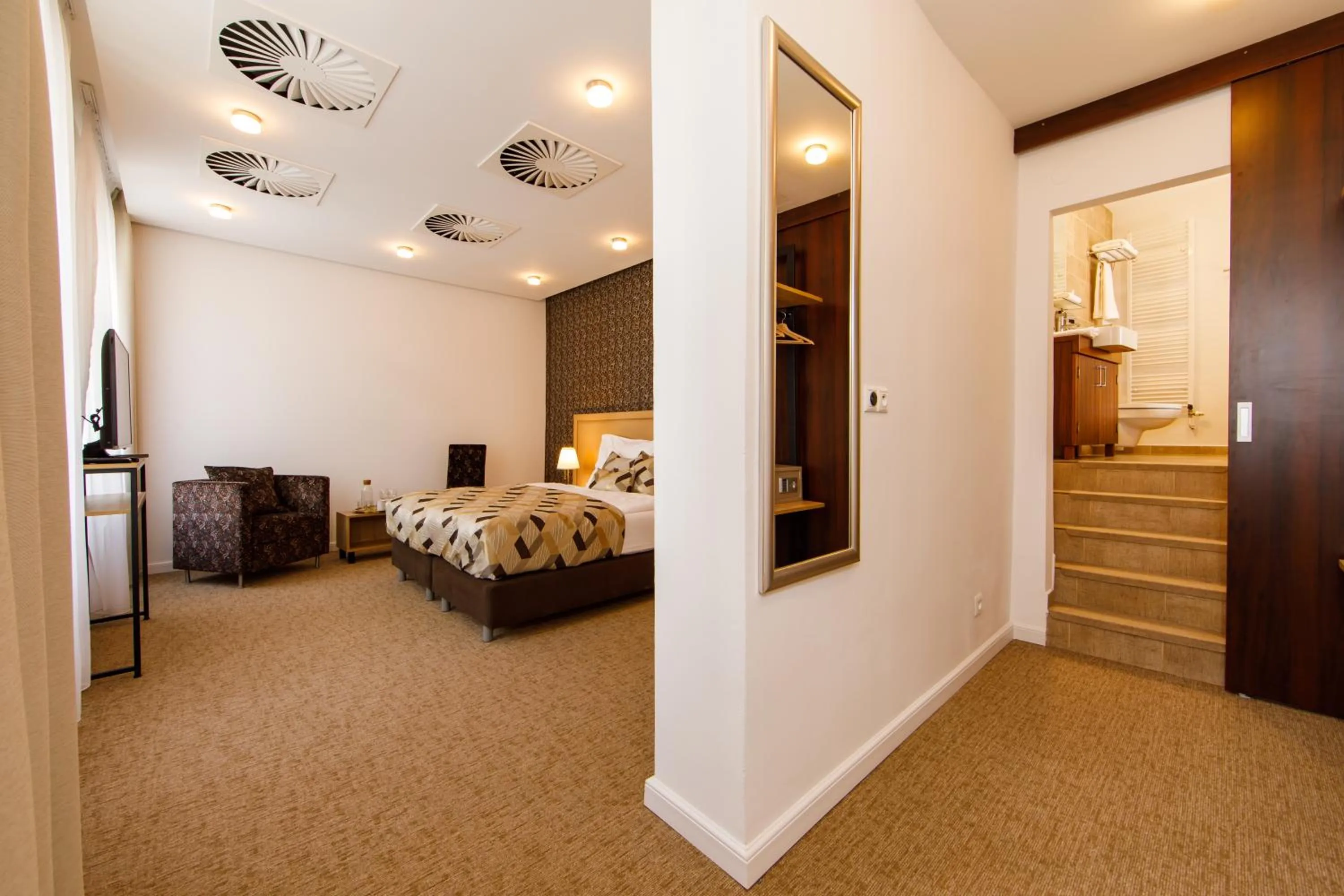 Photo of the whole room, Bed in BEIGLI Hotel & Garden