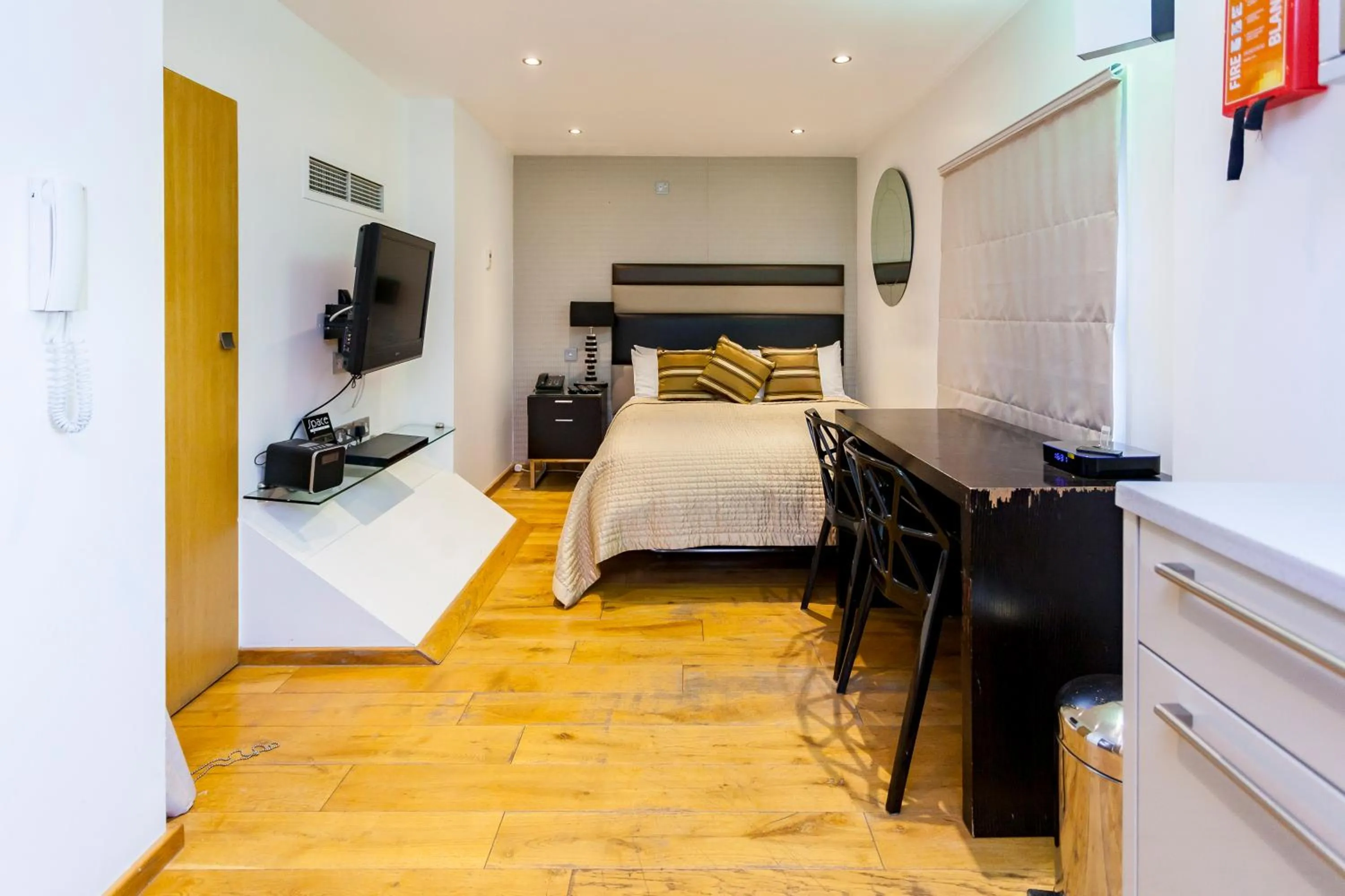 TV and multimedia, Bed in Space ApartHotel