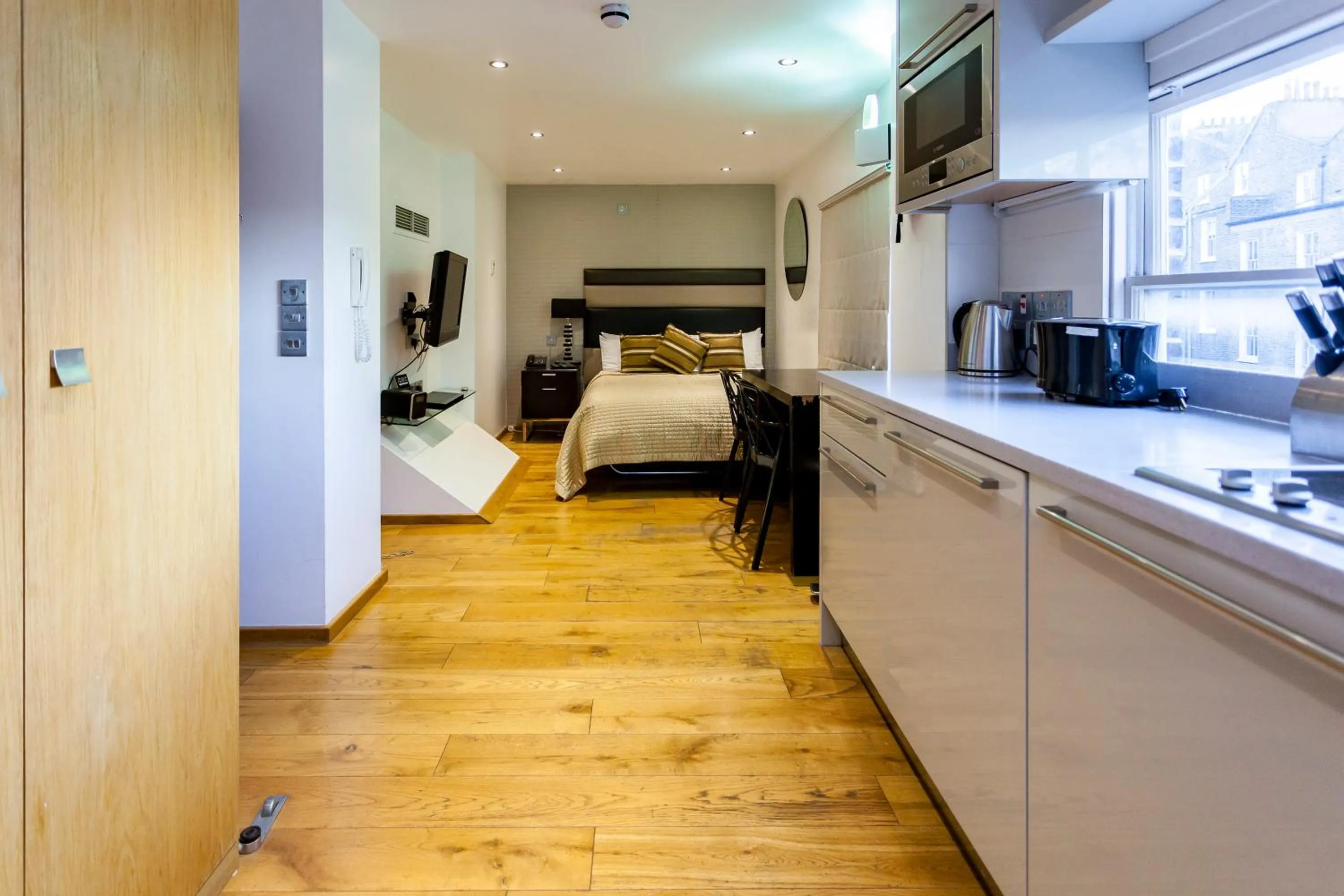 kitchen, Bed in Space ApartHotel