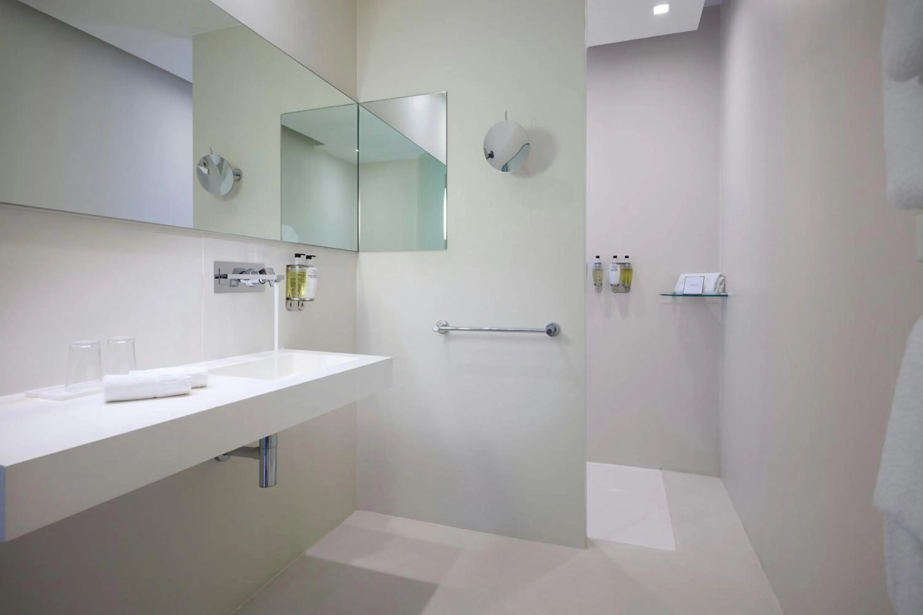 Photo of the whole room in Hôtel de Bourgtheroulde, Autograph Collection