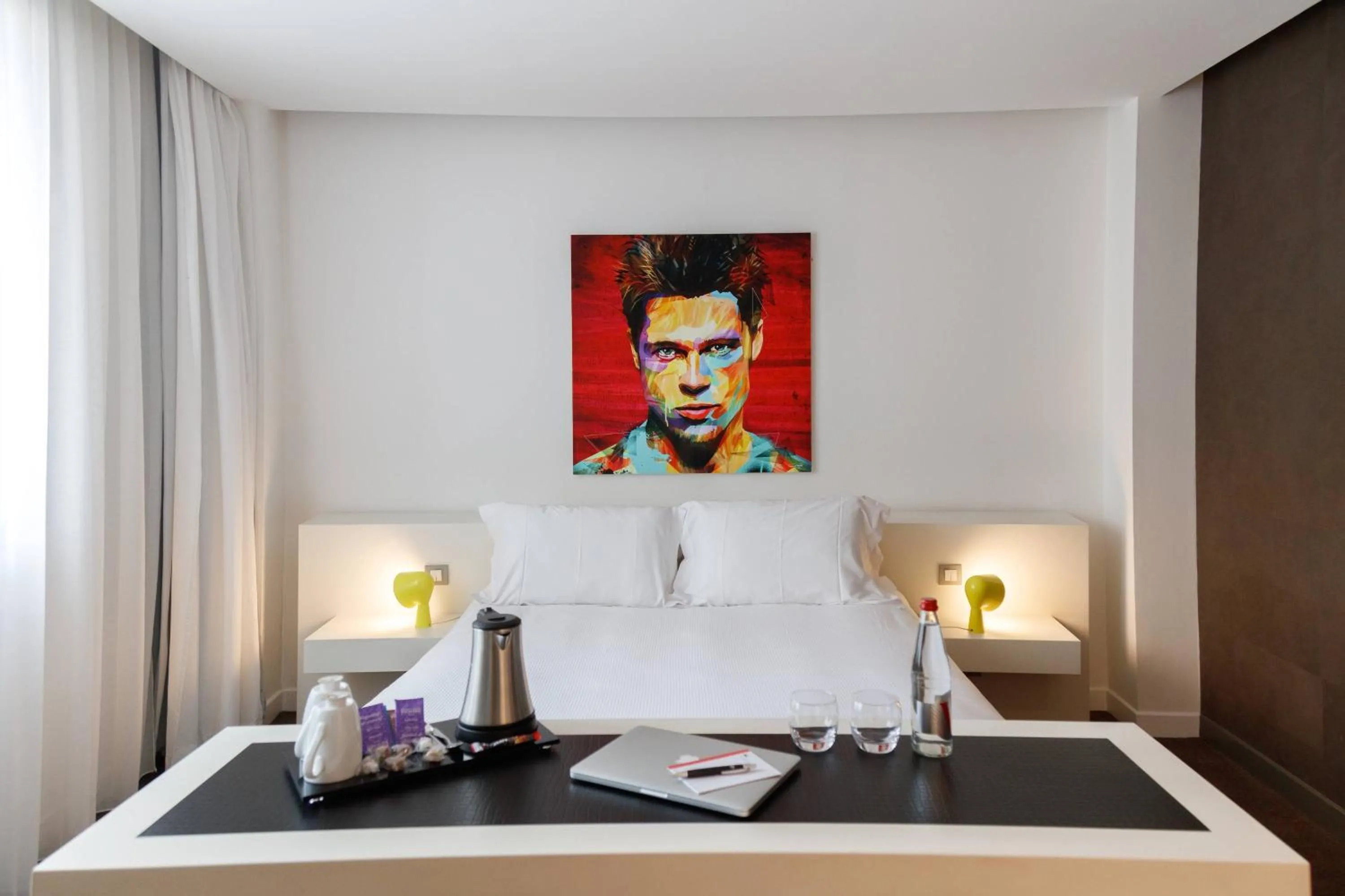 Photo of the whole room, Bed in Hôtel de Bourgtheroulde, Autograph Collection