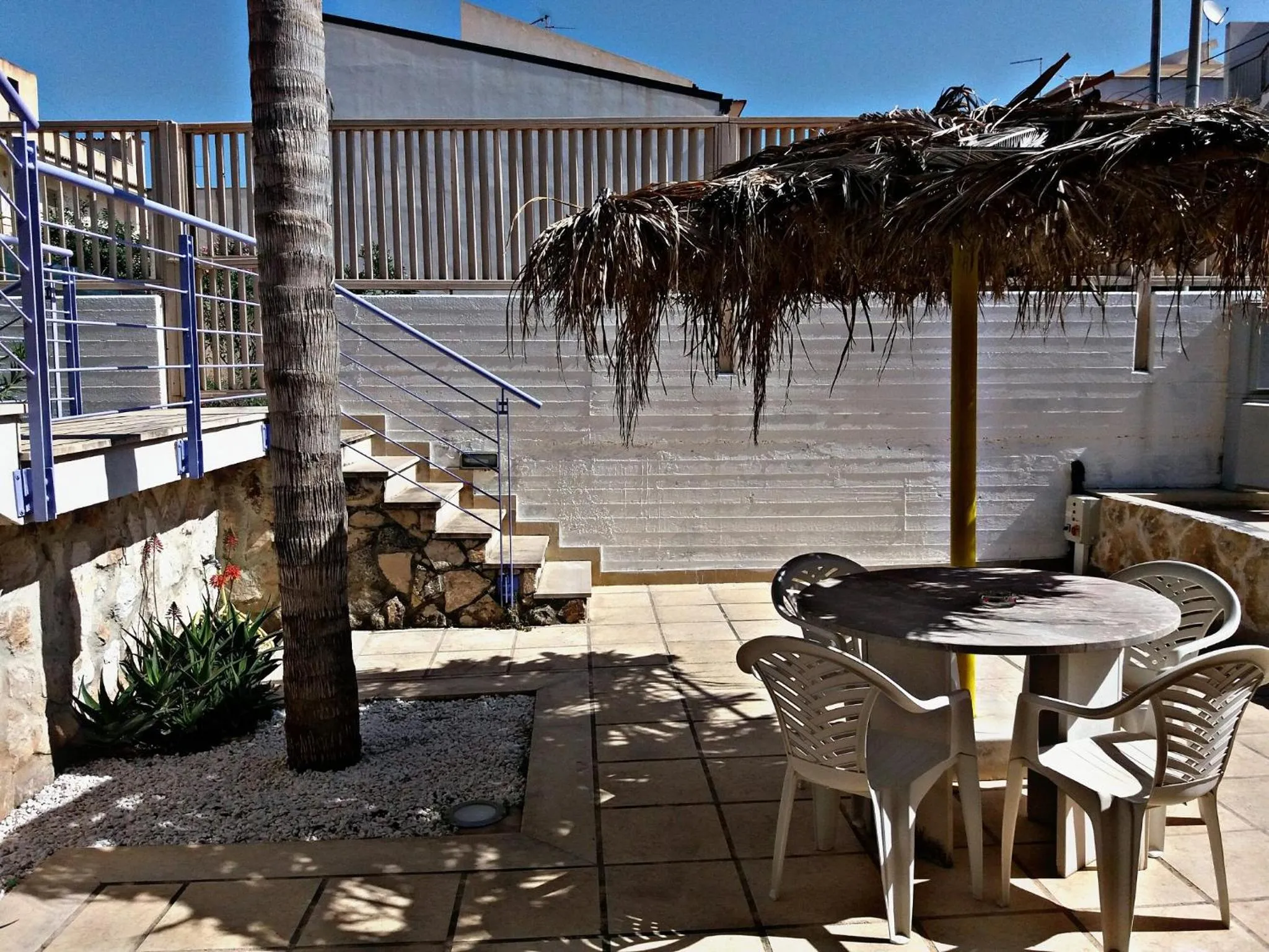 Patio in Hotel Mar & Sol