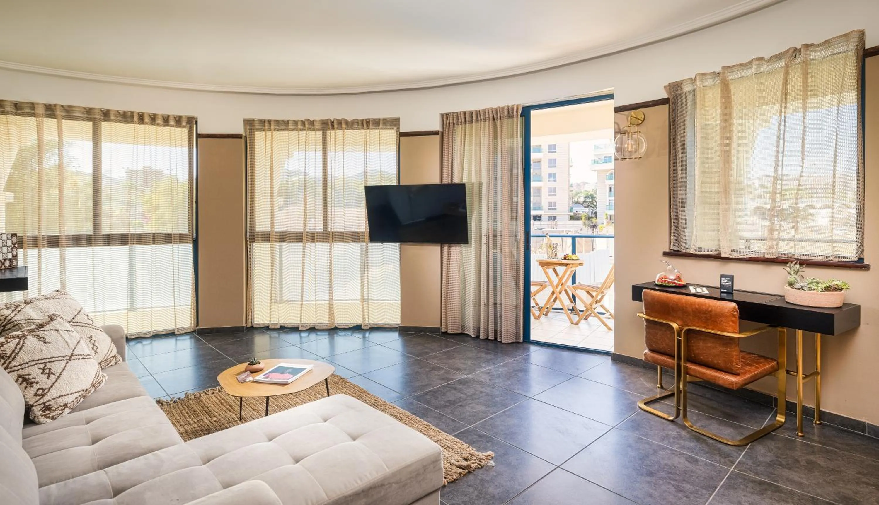 Living room in Brown Red Sea
