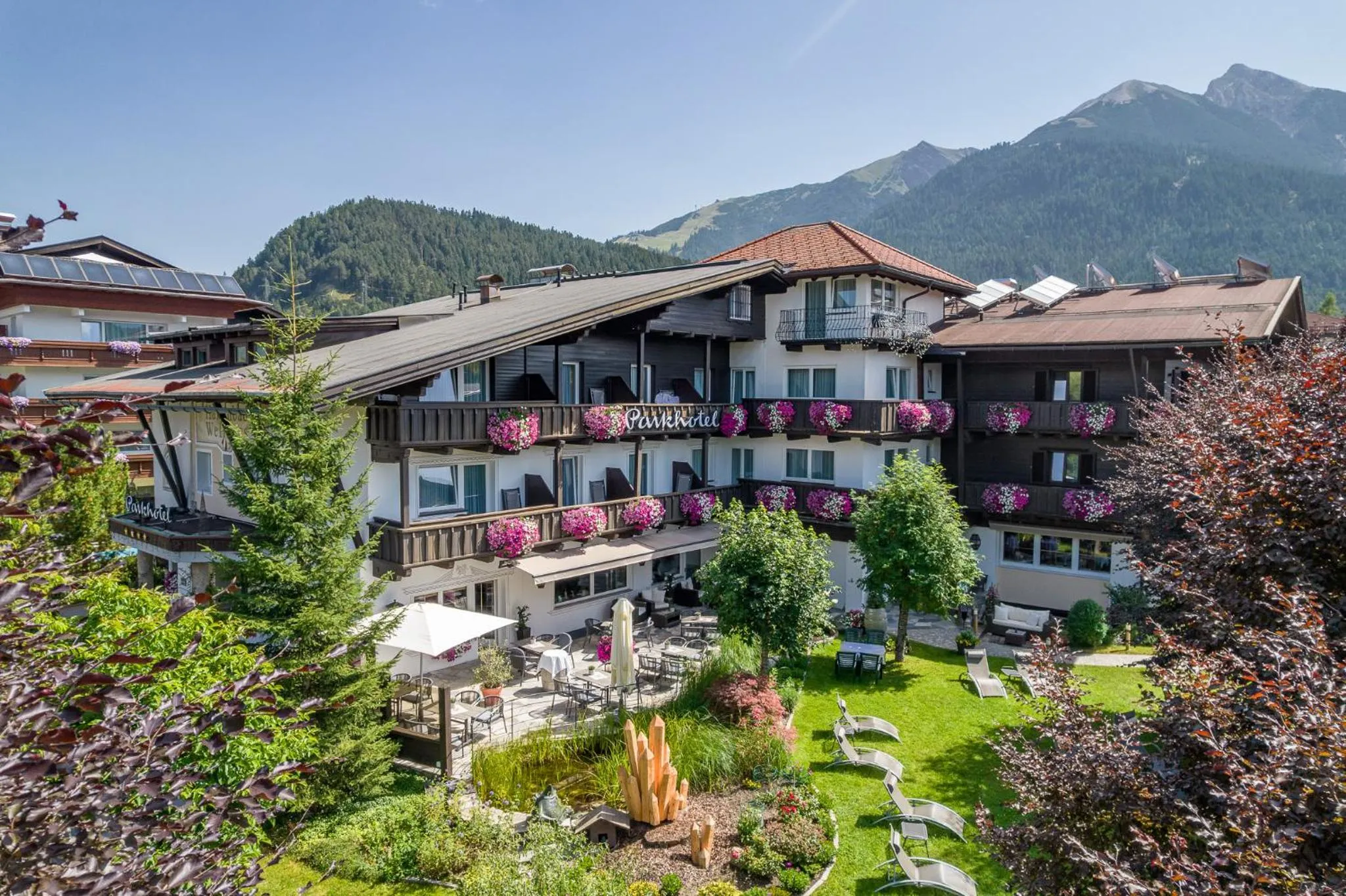 Property building in Parkhotel Seefeld