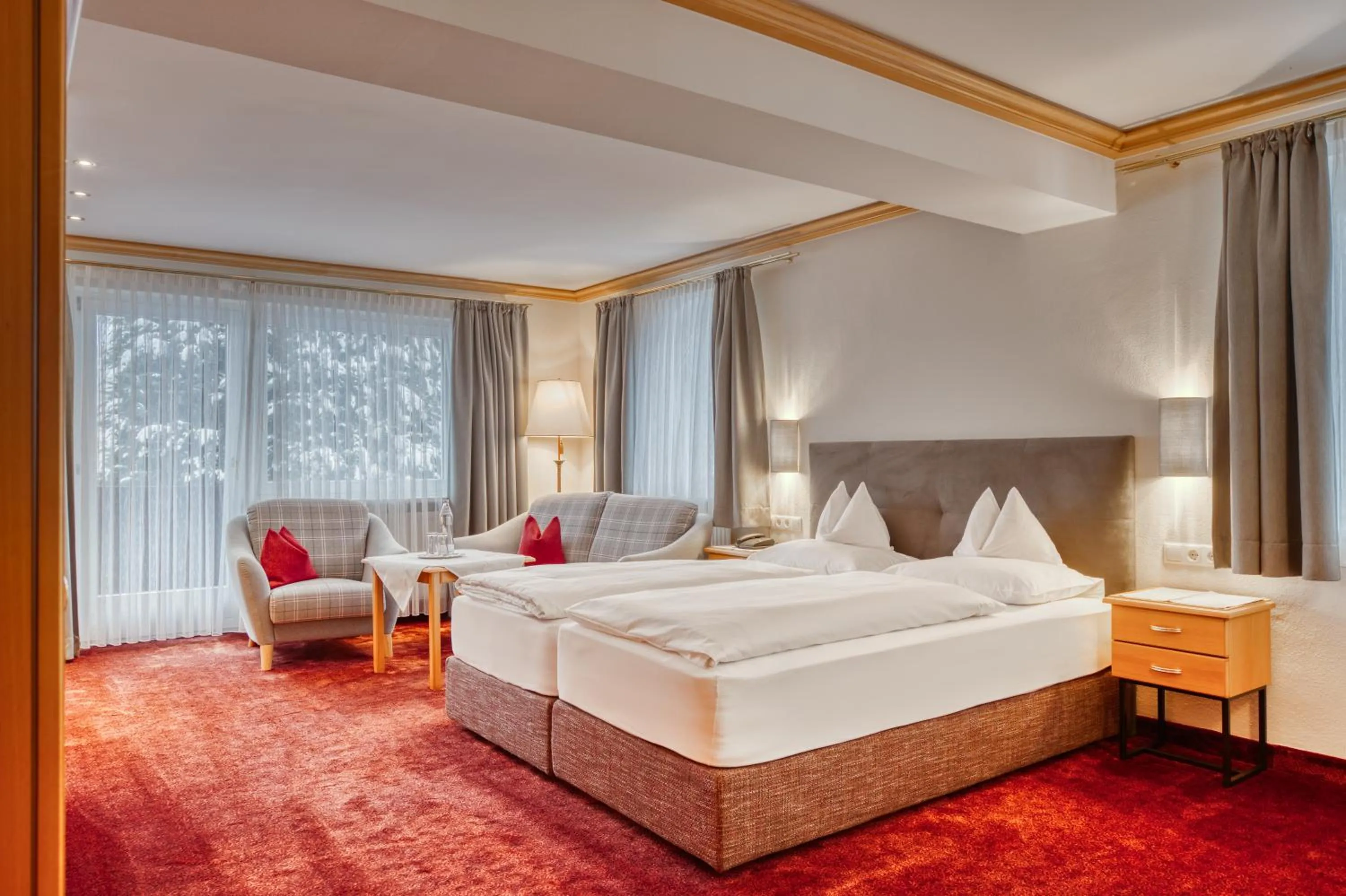 Photo of the whole room, Bed in Parkhotel Seefeld