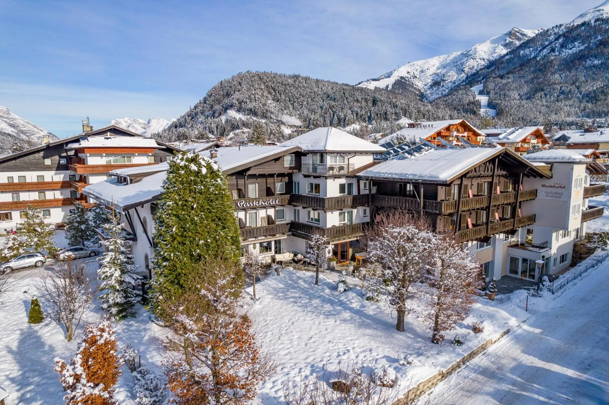 Property building in Parkhotel Seefeld
