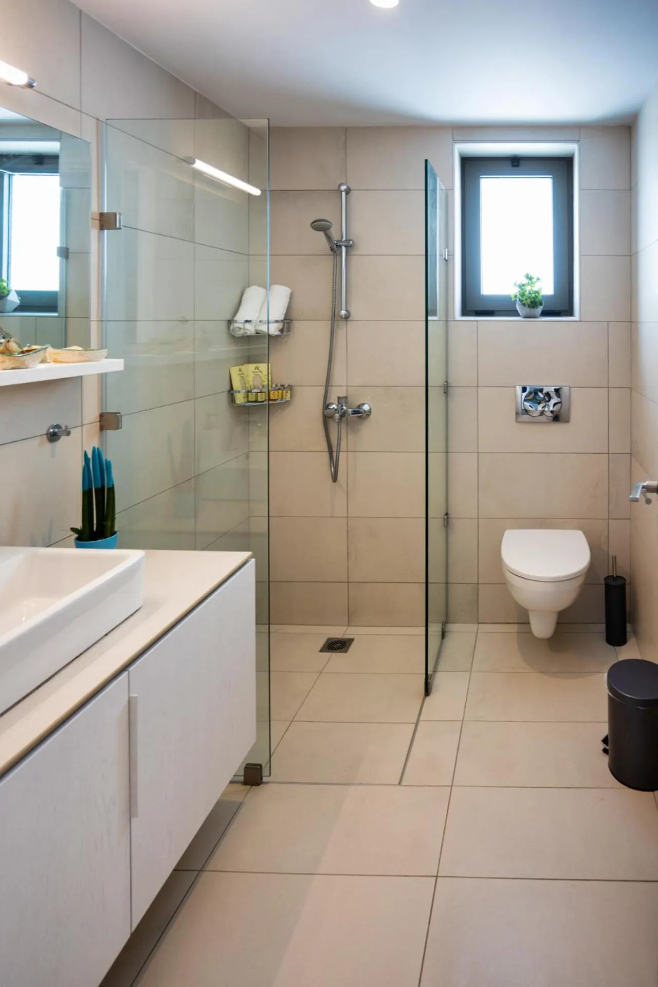 "Thea" Luxury Apartments with great View