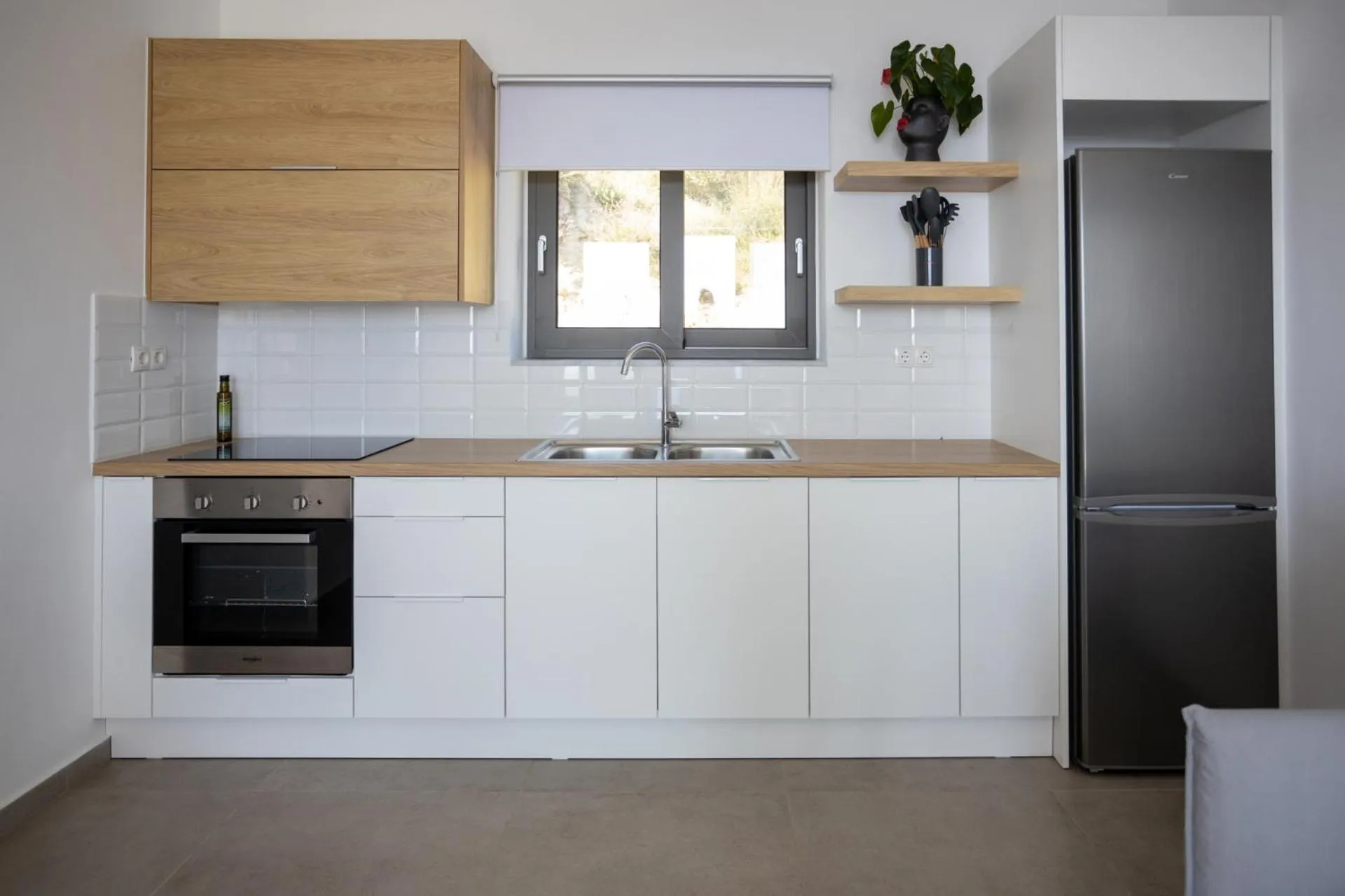 "Thea" Luxury Apartments with great View