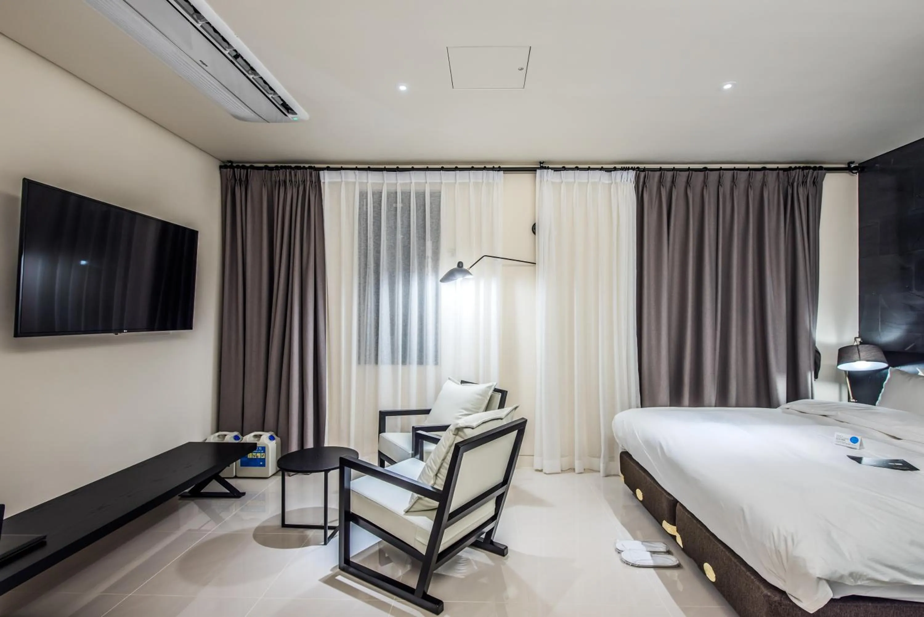 Bed in Rivertain Hotel