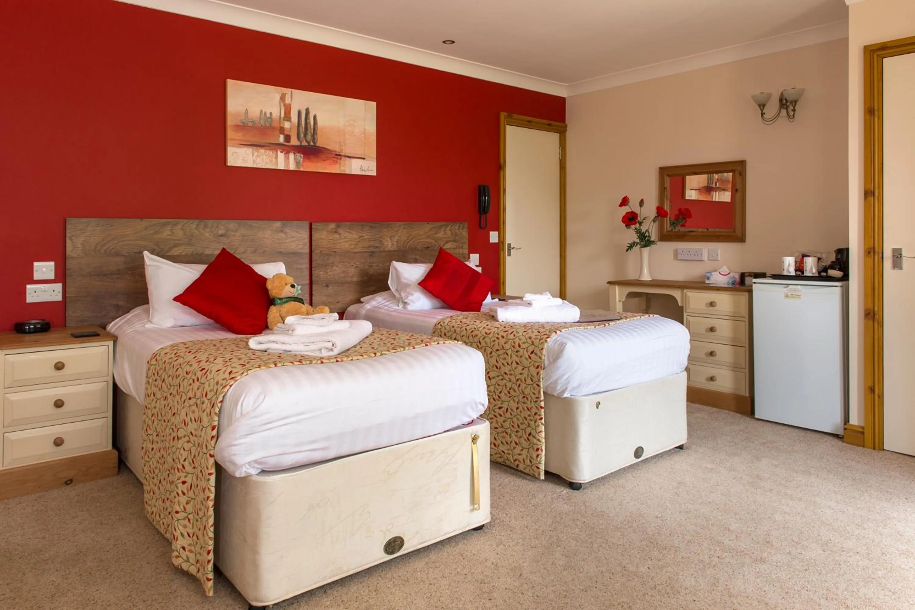 Superior Twin Room - single occupancy in Spanhoe Lodge