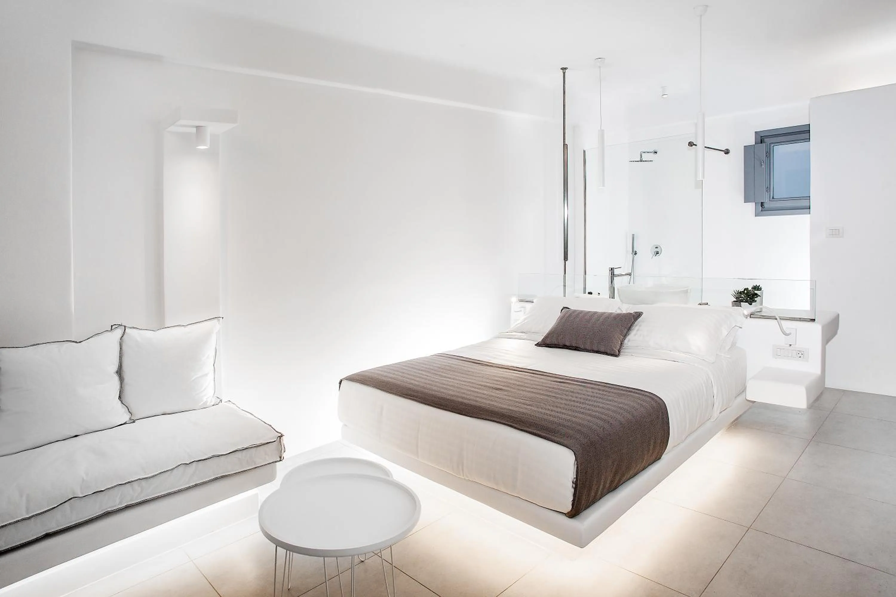 Bedroom, Bed in Alunia Incognito Suites - Adults Only