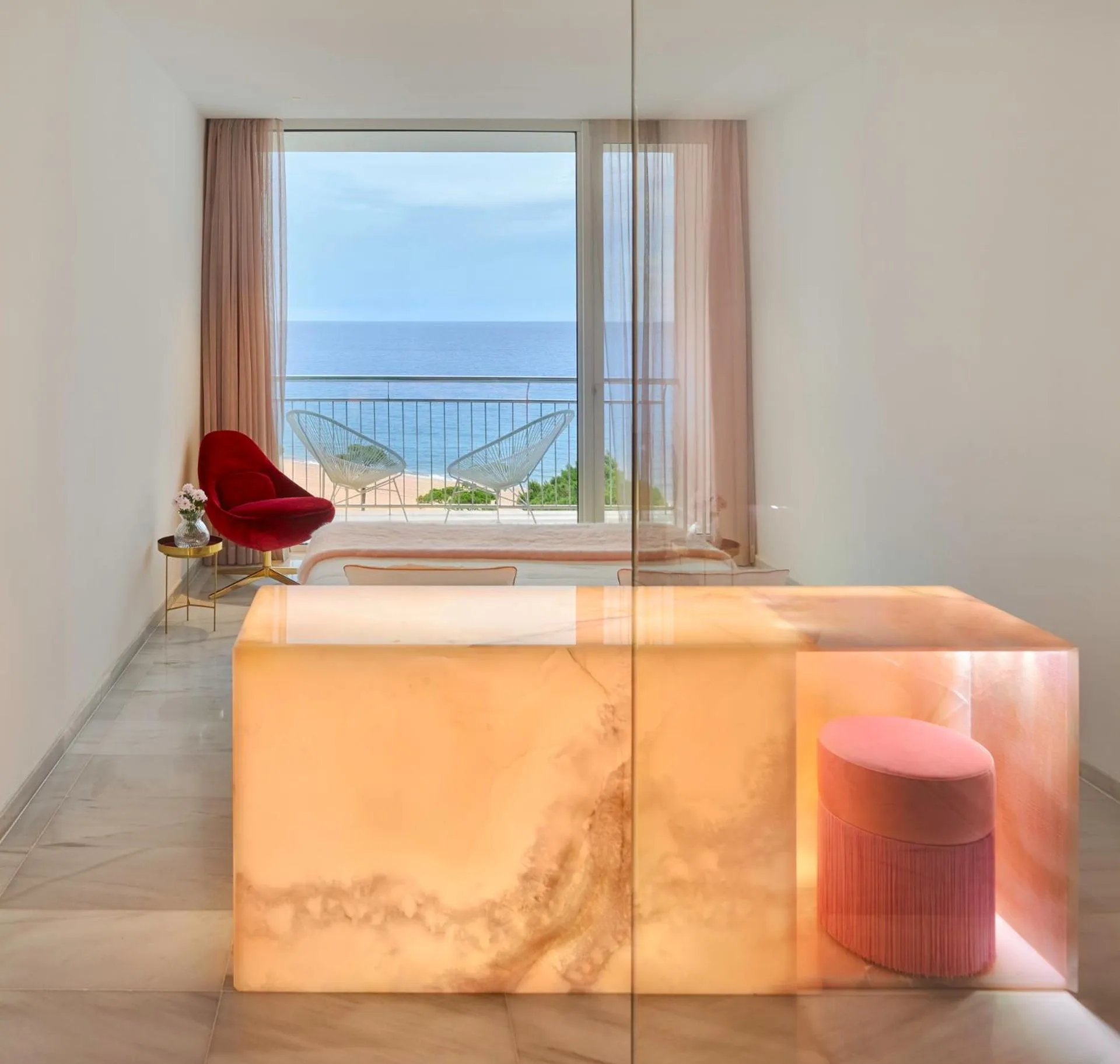 Spring in Hotel Aromar