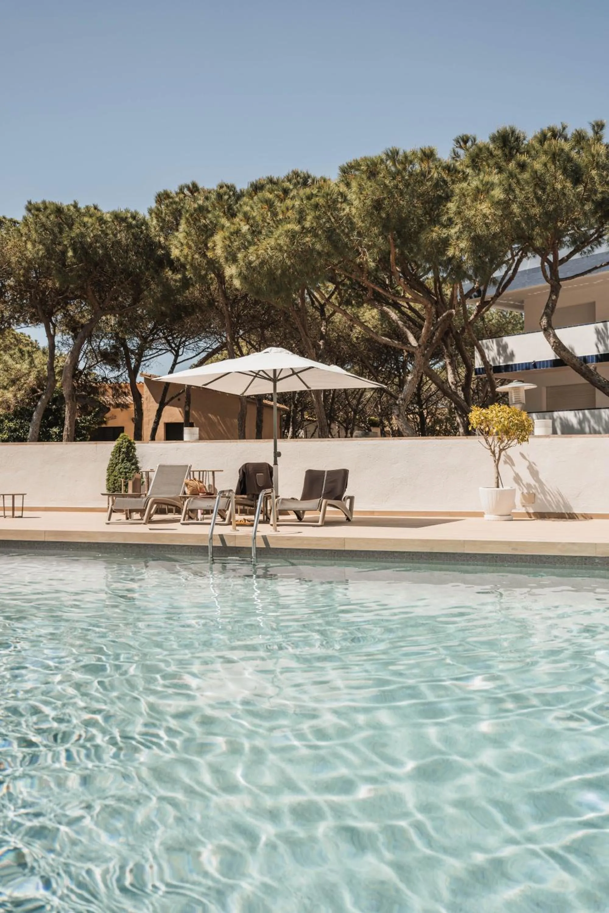 Swimming pool in Hotel Aromar
