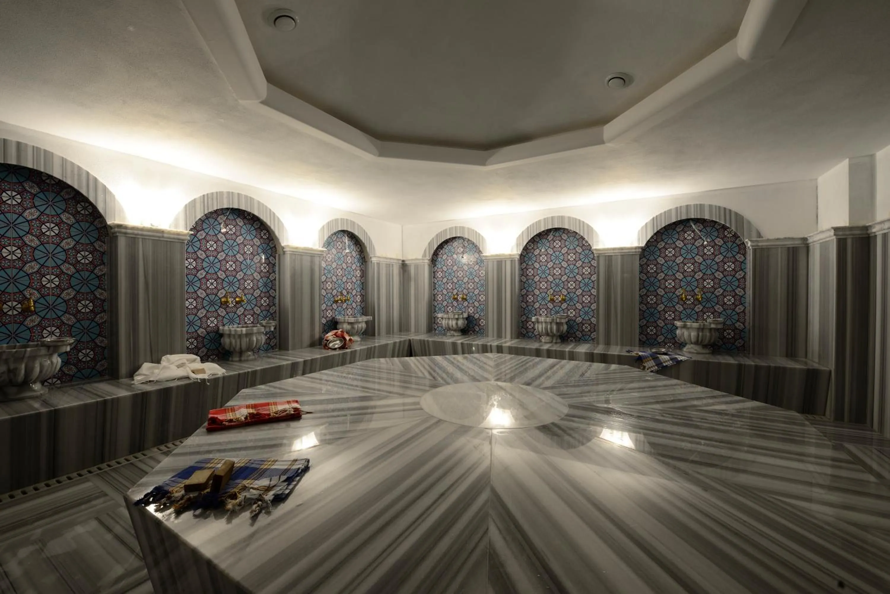 Public Bath in Heybeli Hotel