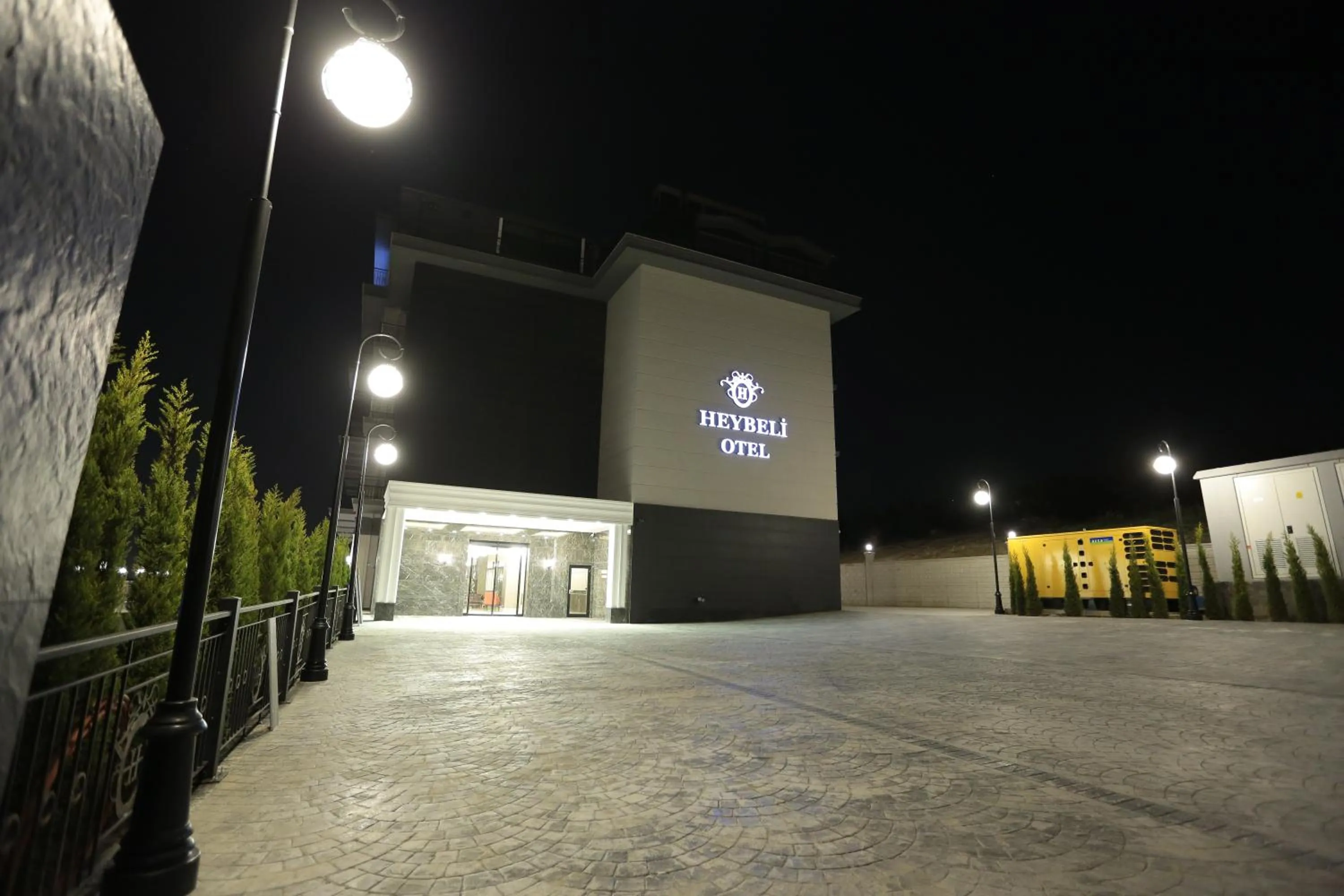 Facade/entrance in Heybeli Hotel
