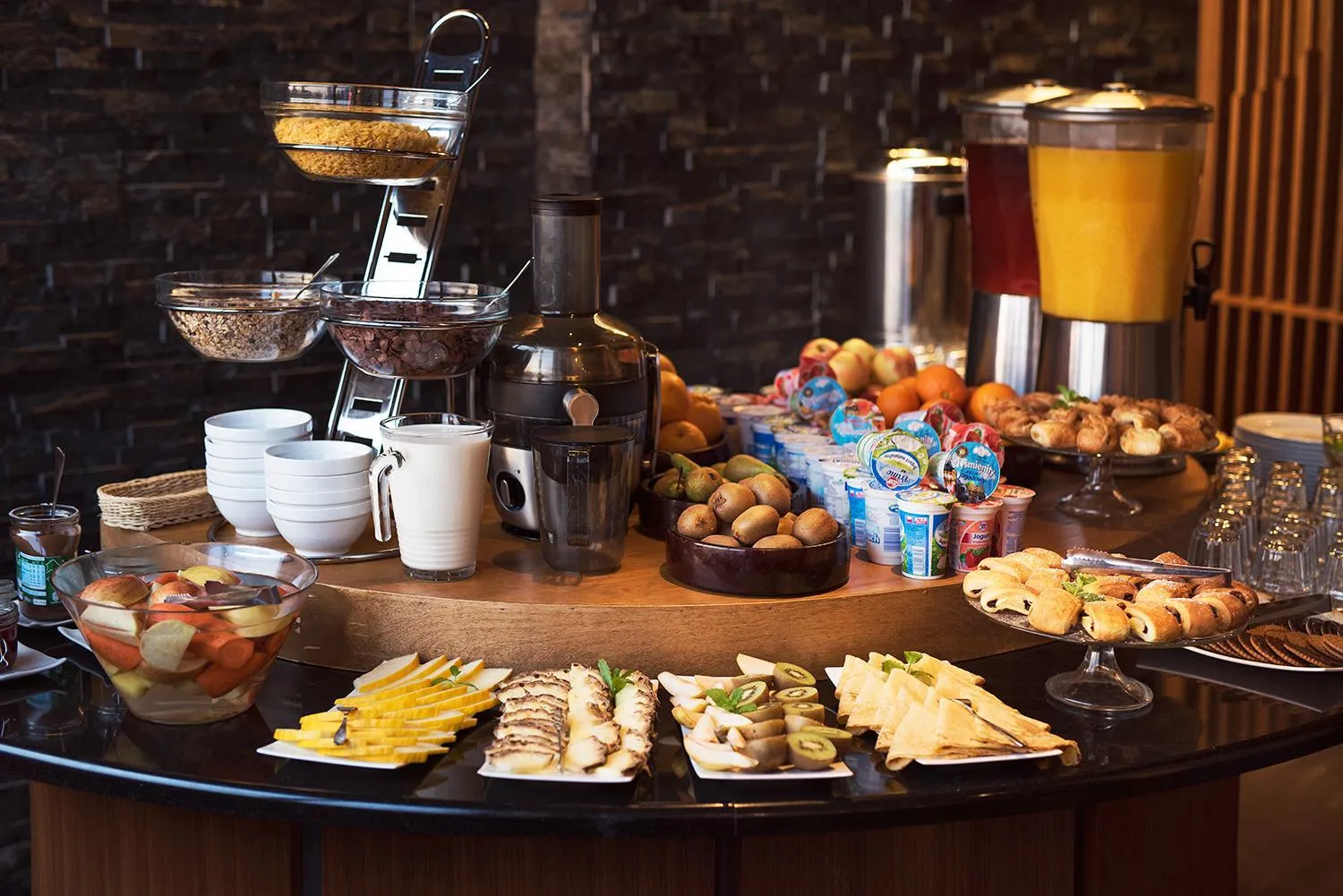 Breakfast in B&B HOTEL TYCHY 4Stars