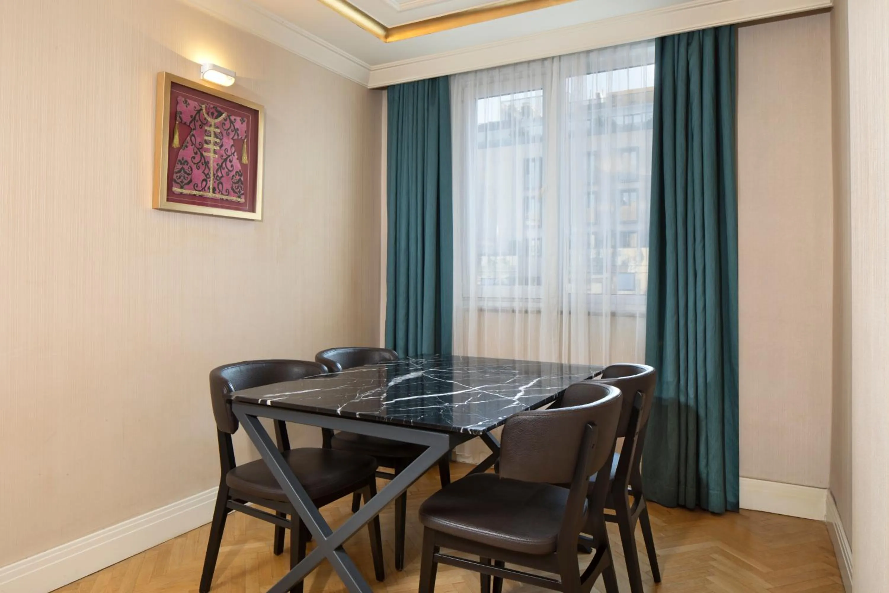 Dining area in Golden Age Hotel Taksim