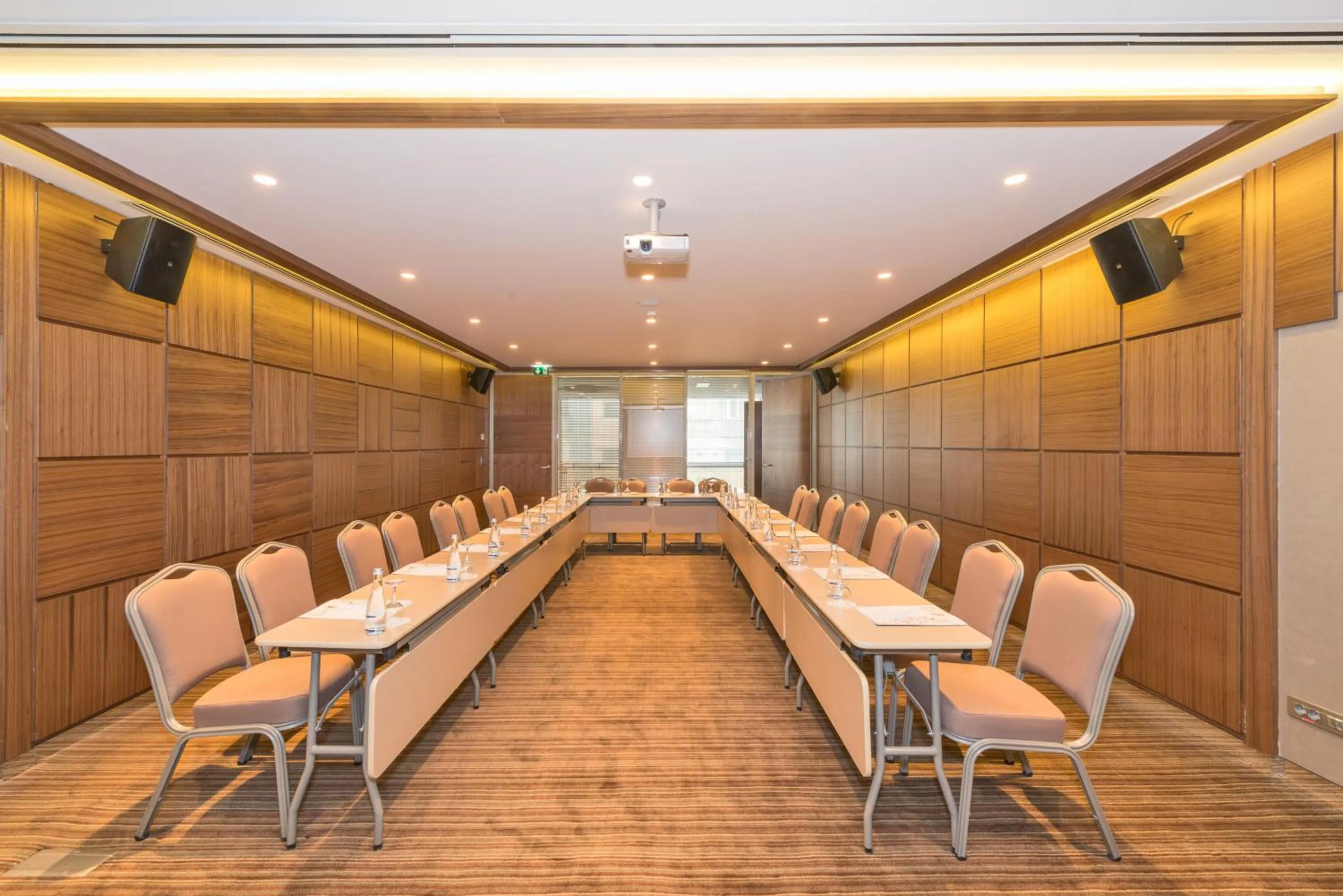 Business facilities in Golden Age Hotel Taksim