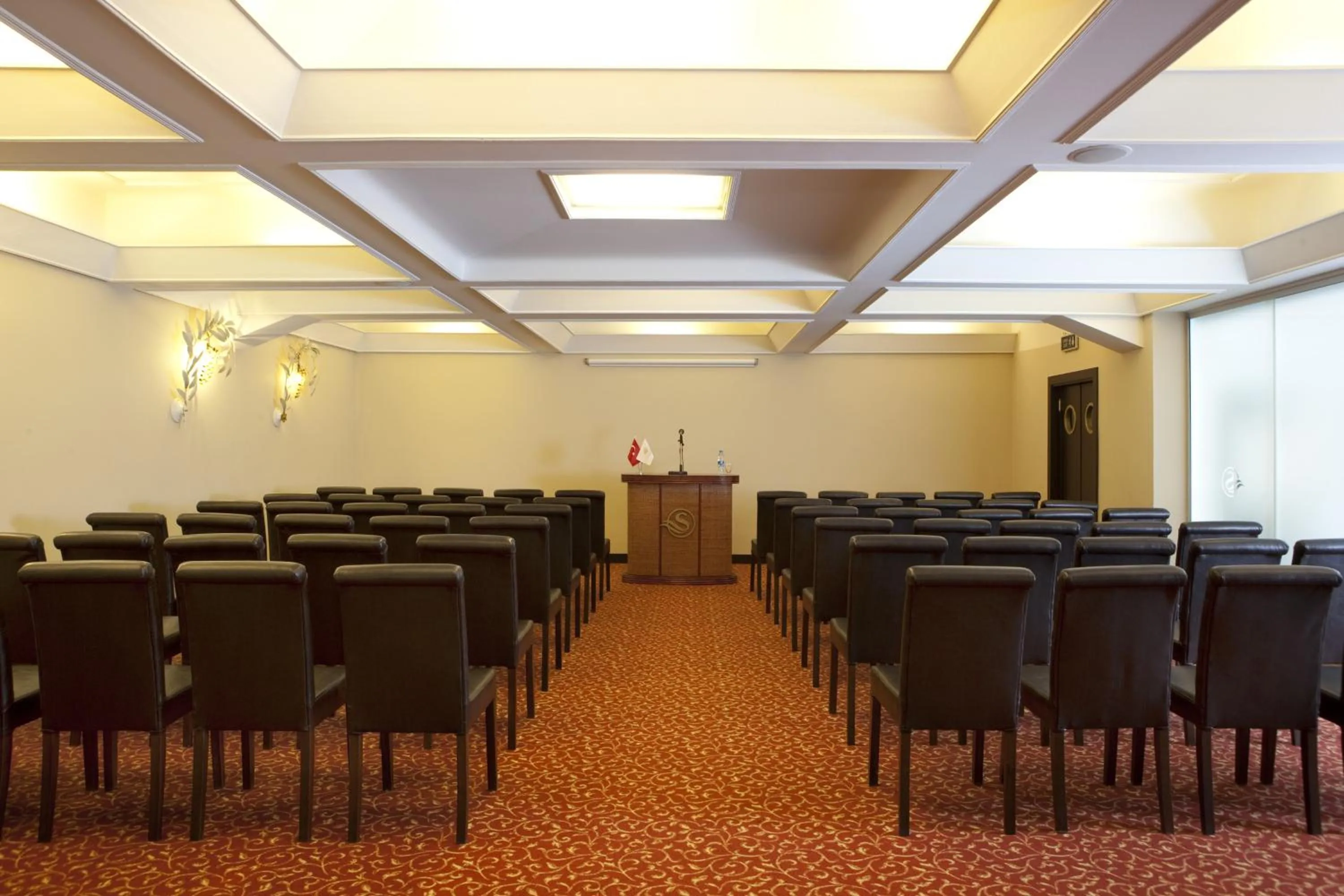 Business facilities in Susuzlu Atlantis Hotel