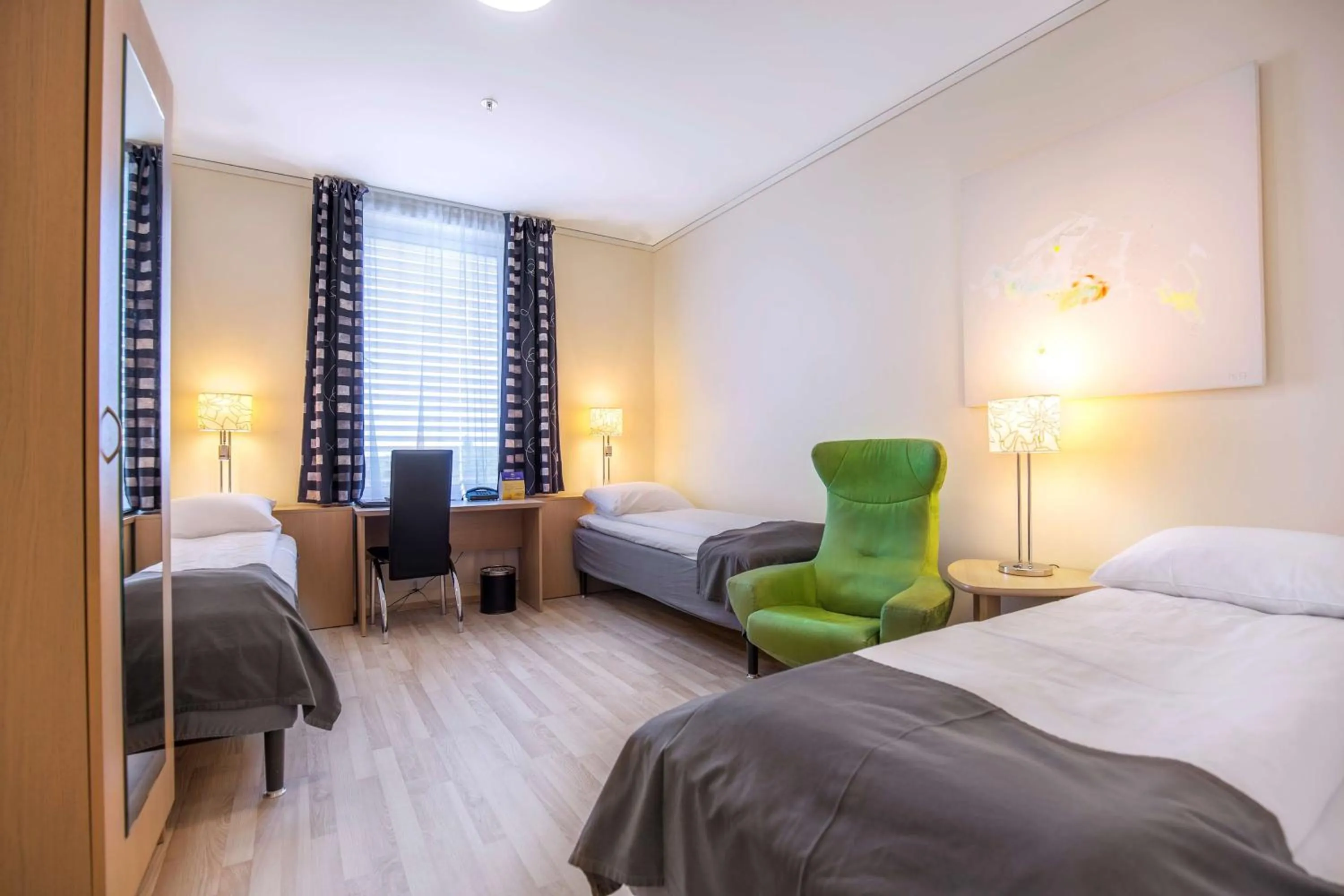 Photo of the whole room, Bed in Best Western Leto Arena