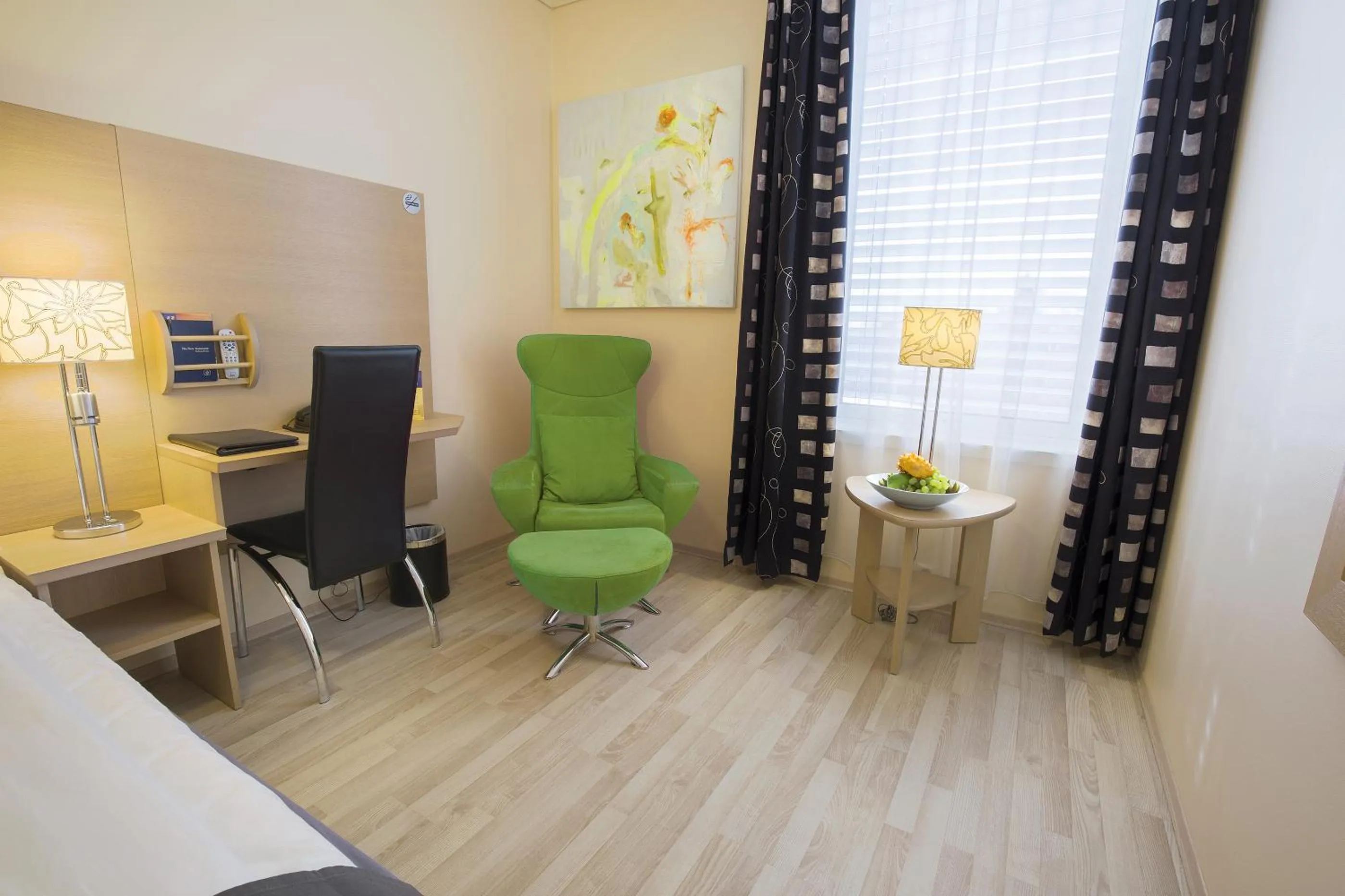 Photo of the whole room, Bed in Best Western Leto Arena