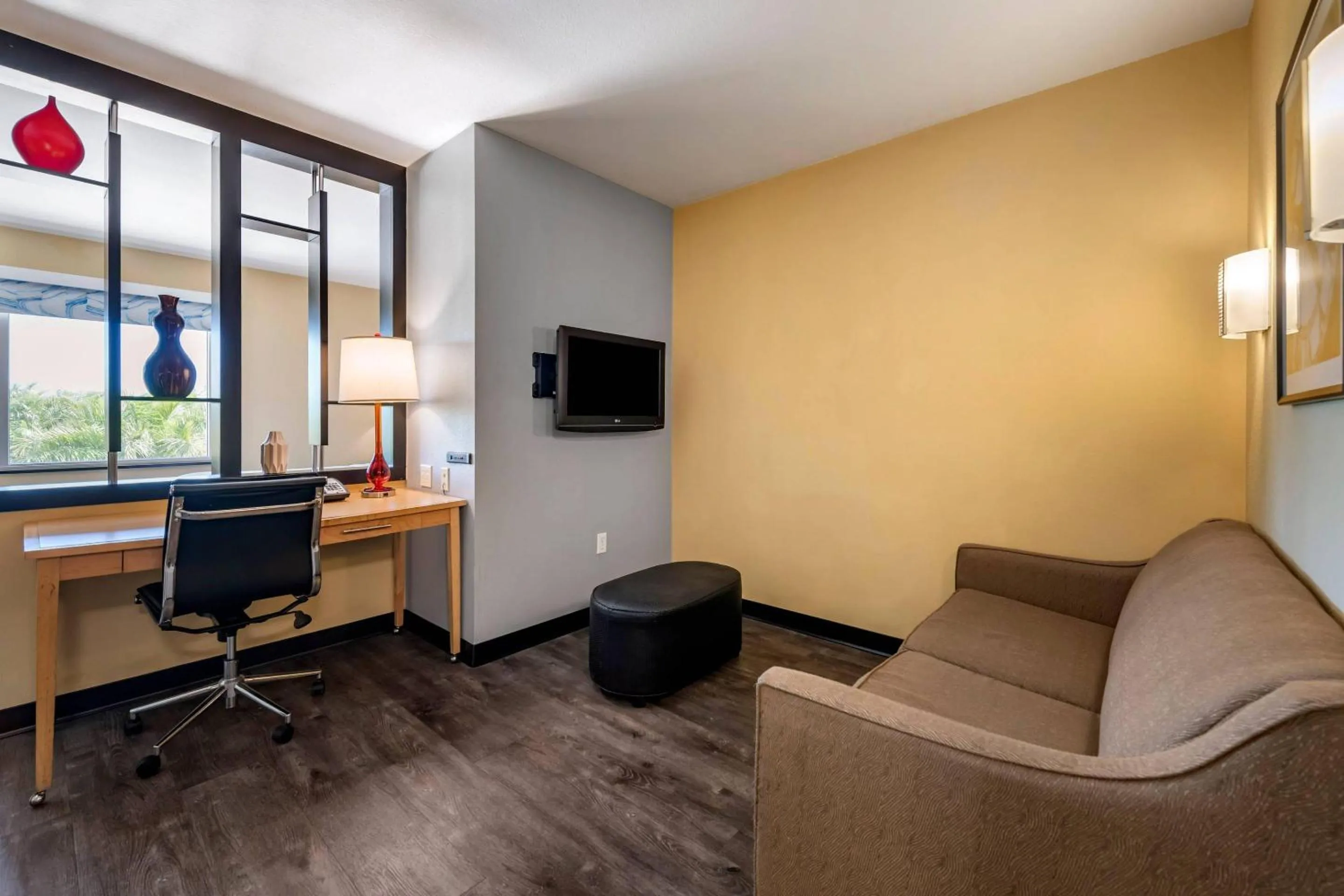 Bedroom in Cambria Hotel Ft Lauderdale, Airport South & Cruise Port