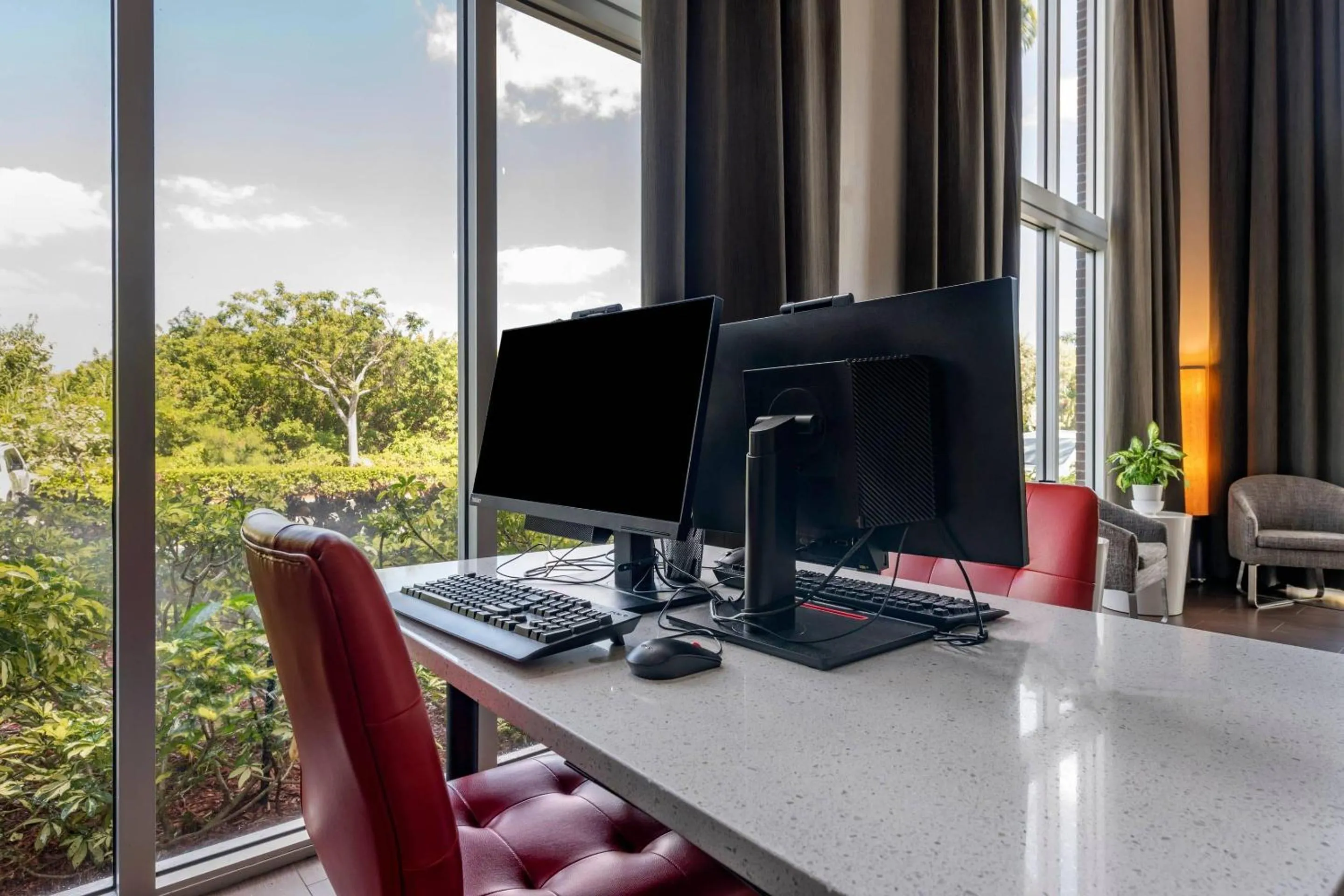 Business facilities in Cambria Hotel Ft Lauderdale, Airport South & Cruise Port