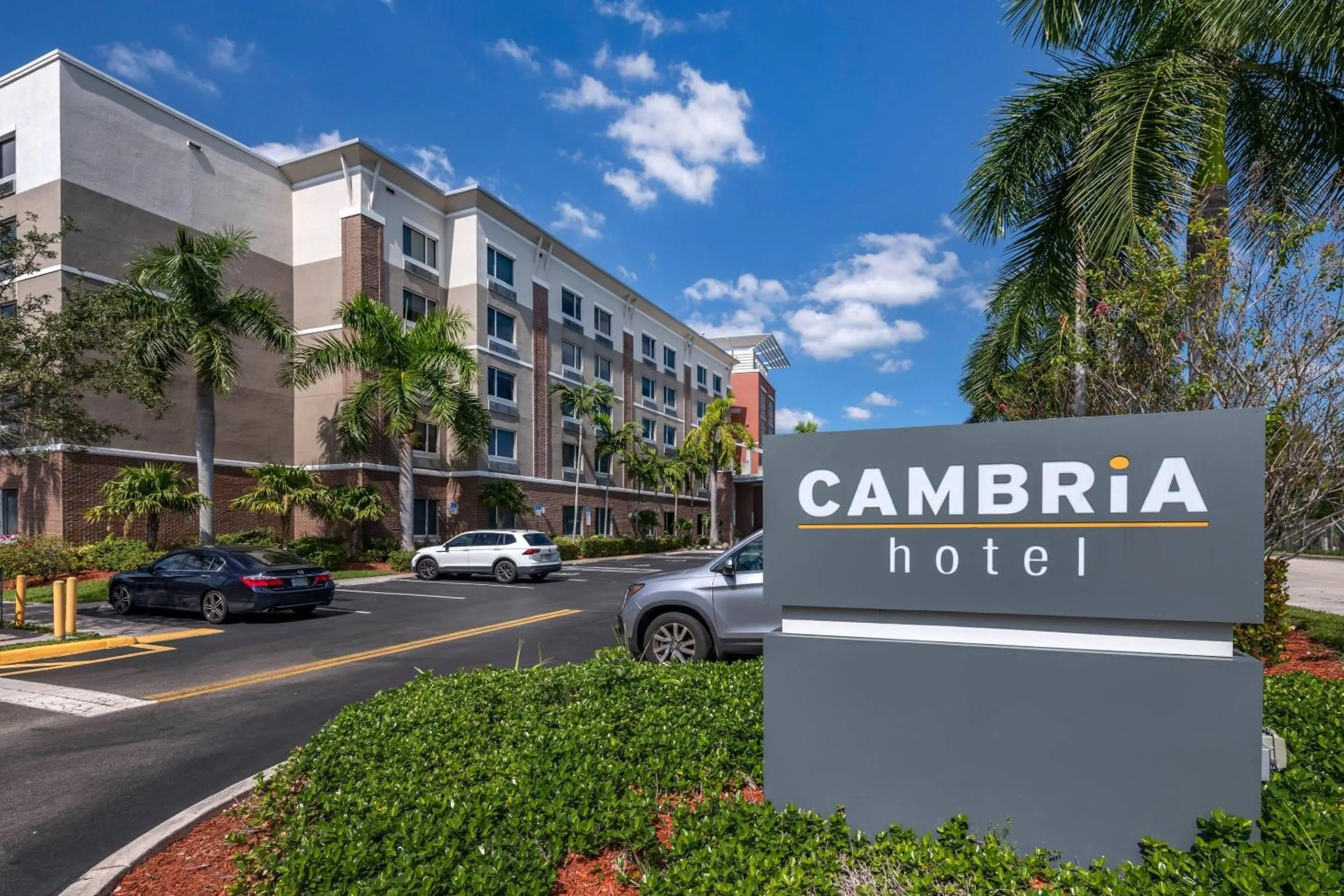 Property building in Cambria Hotel Ft Lauderdale, Airport South & Cruise Port