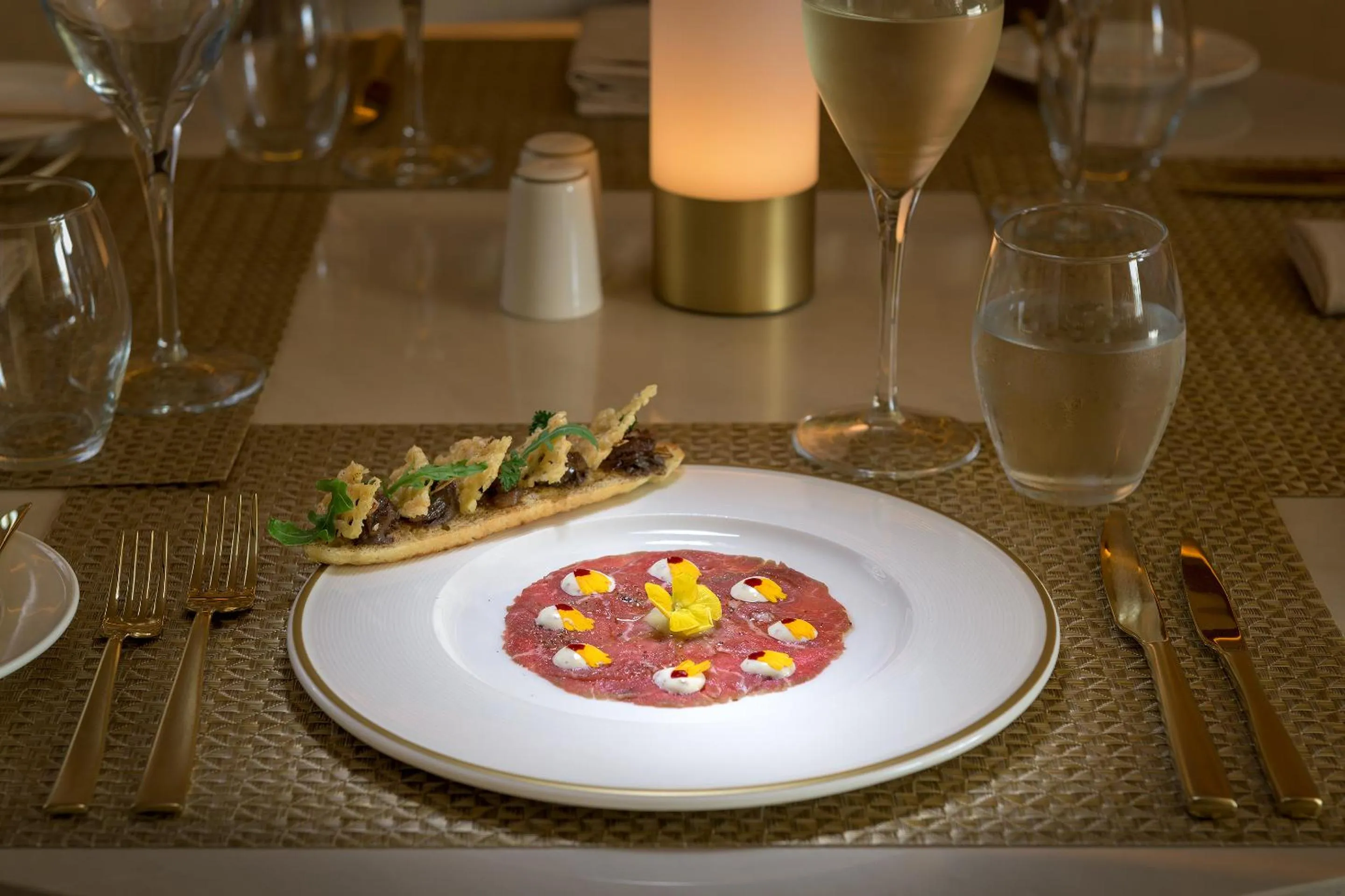 Restaurant/places to eat in Amarande (Adults Only)