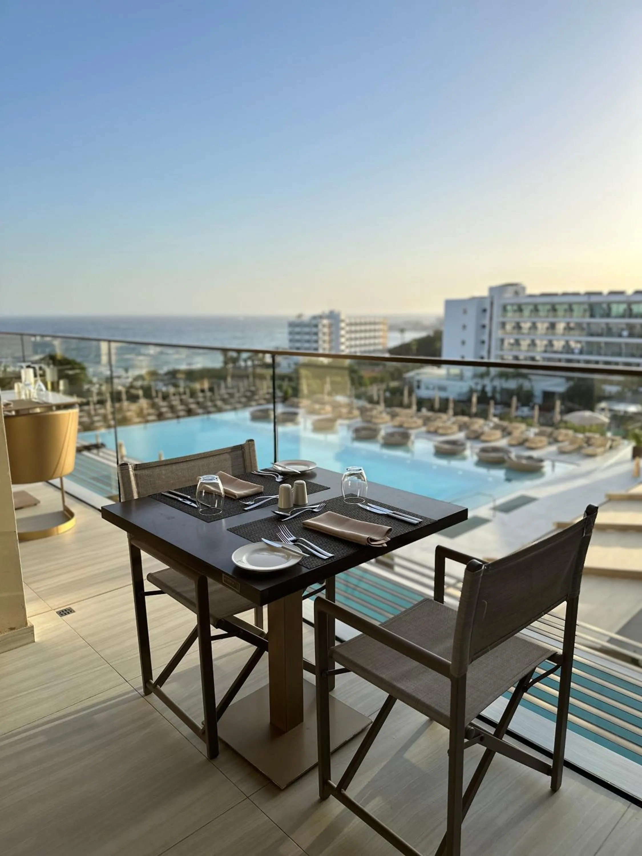 Restaurant/places to eat in Amarande (Adults Only)