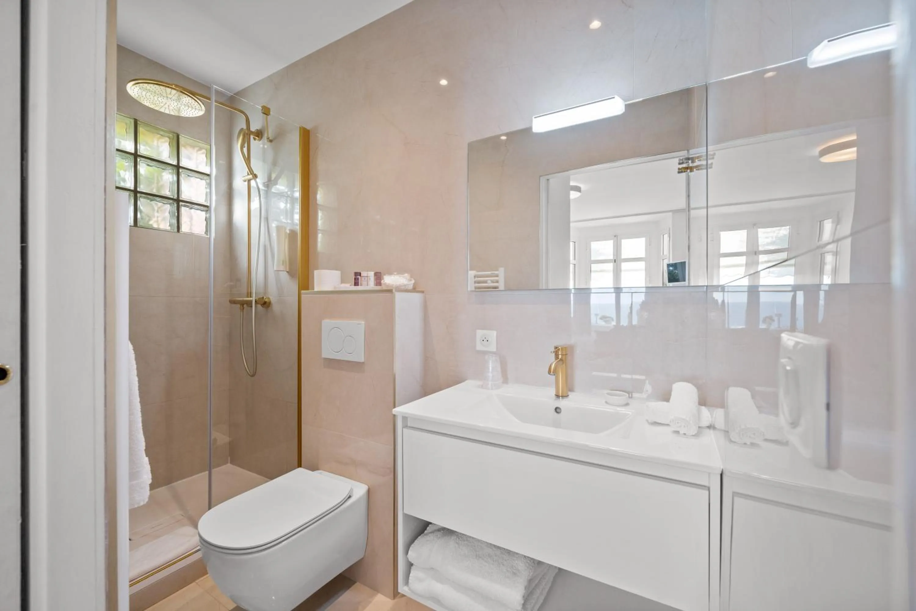 Hôtel Le Roquebrune