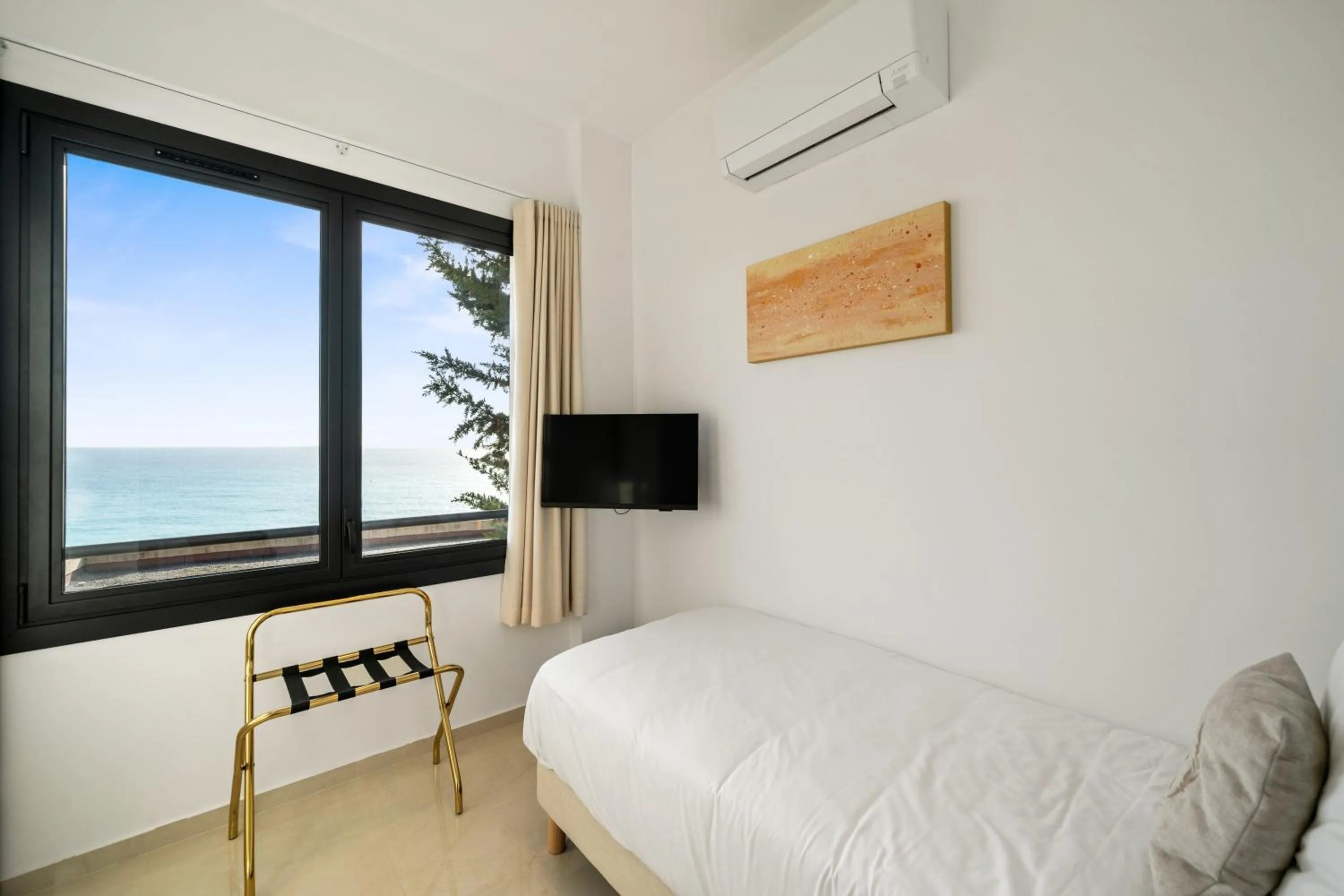 Bed in Hôtel Le Roquebrune