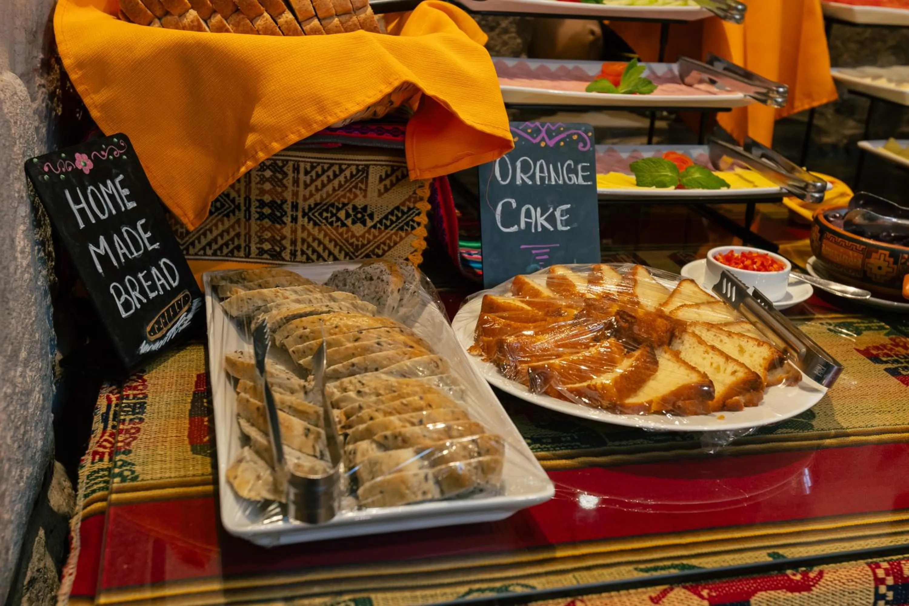 Buffet breakfast in Amerindia