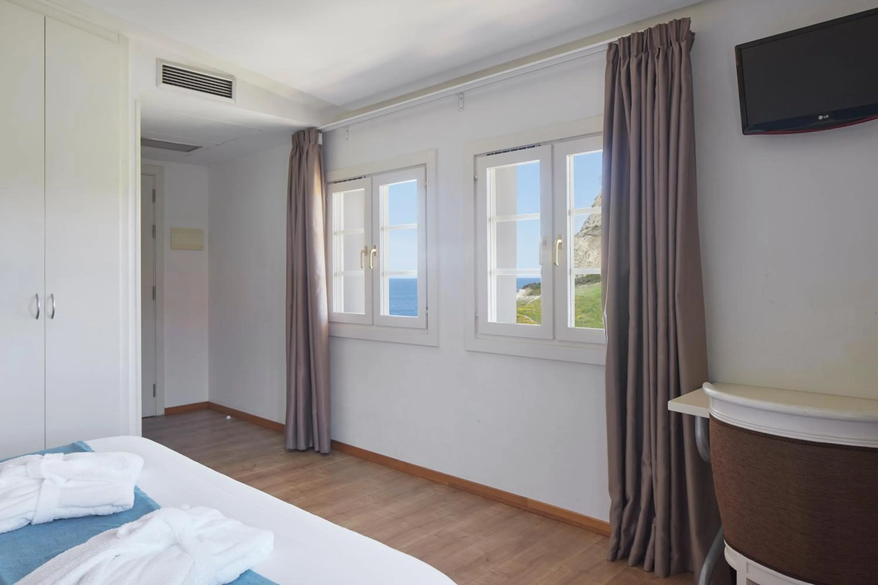 Bed in Hotel & Talasoterapia Zelai