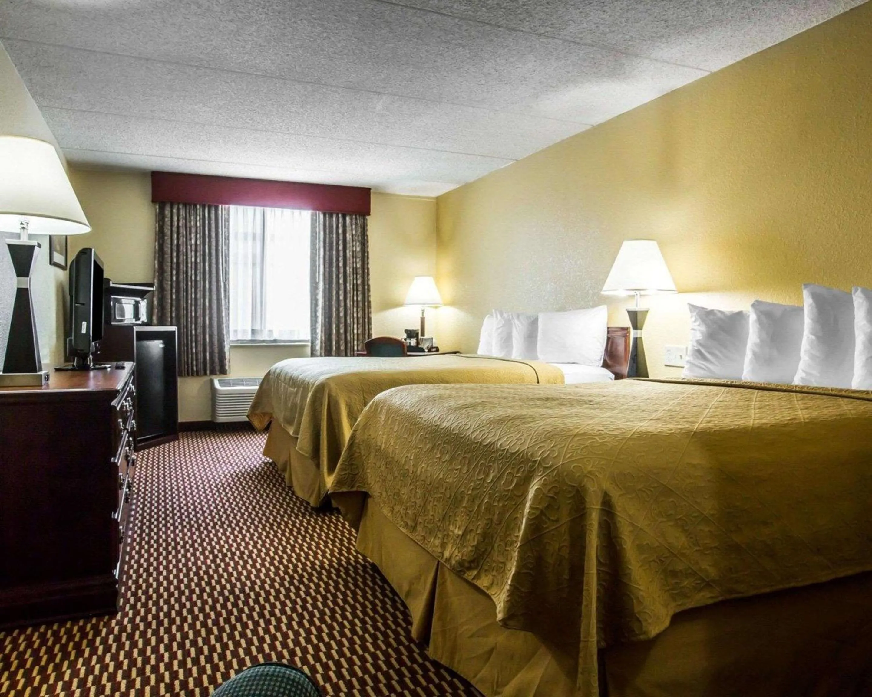 Photo of the whole room in Quality Inn and Suites Kingston